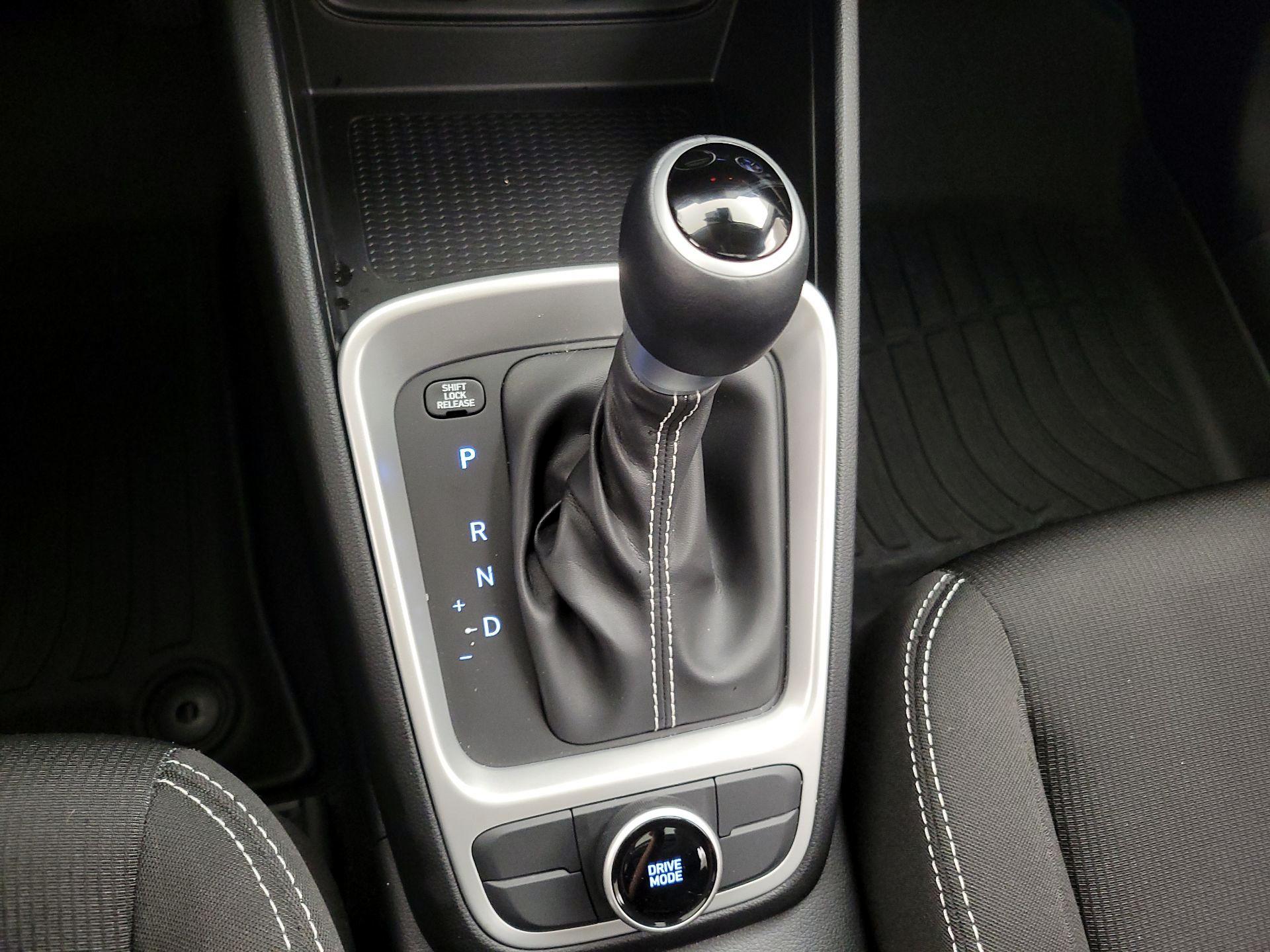 Thumbnail: 2025 Hyundai Venue - 17