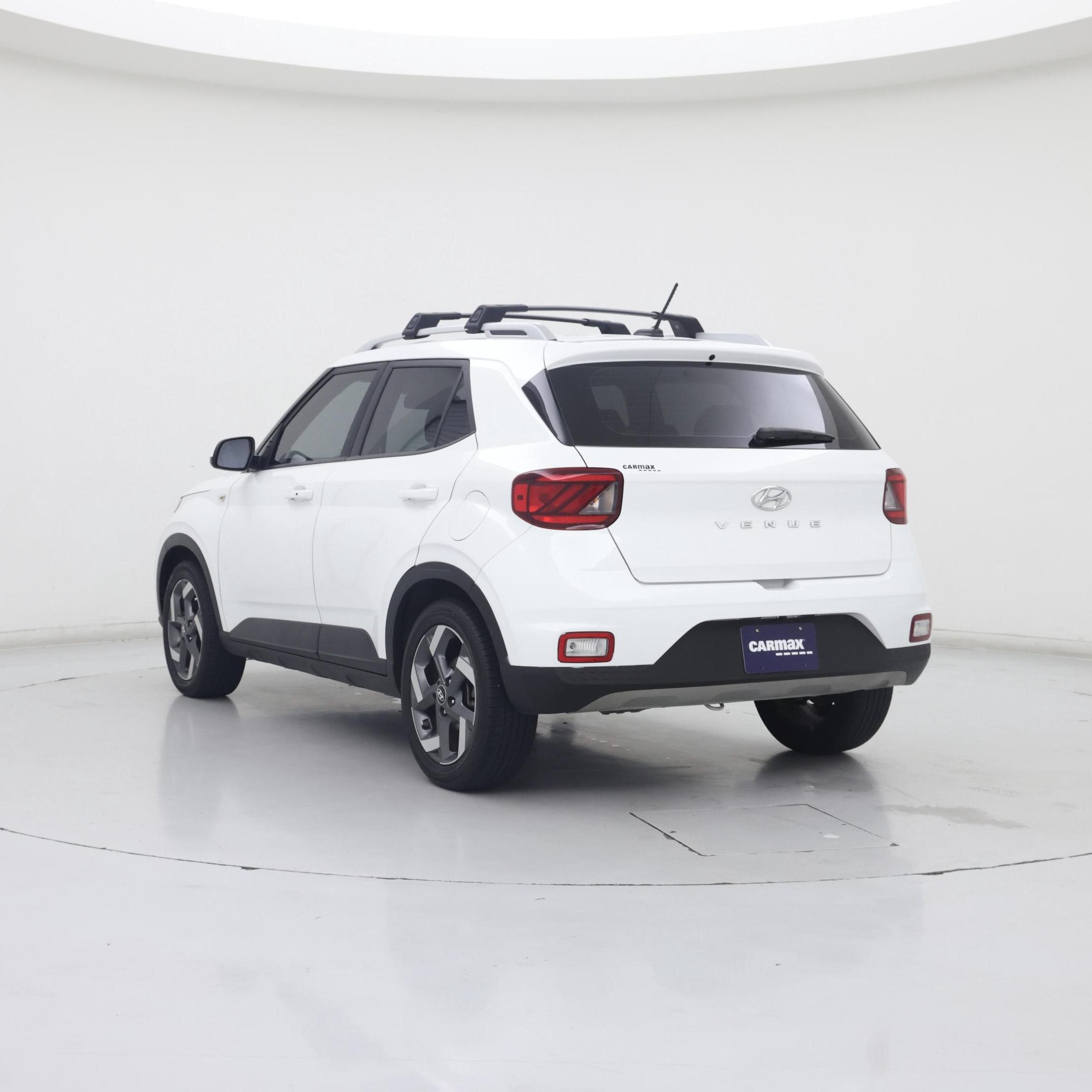 Thumbnail: 2025 Hyundai Venue - 2