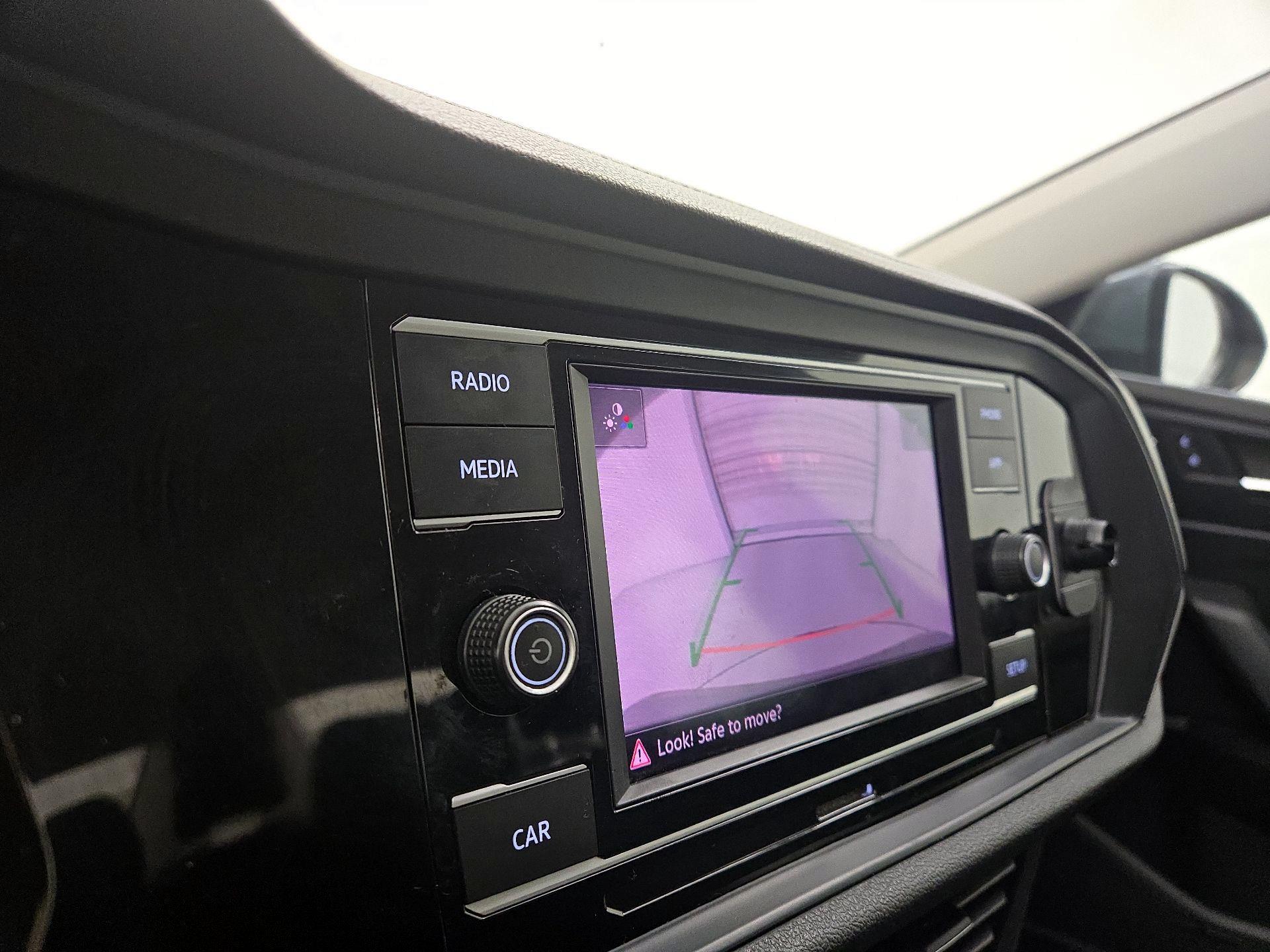 Thumbnail: 2019 Volkswagen Jetta - 14