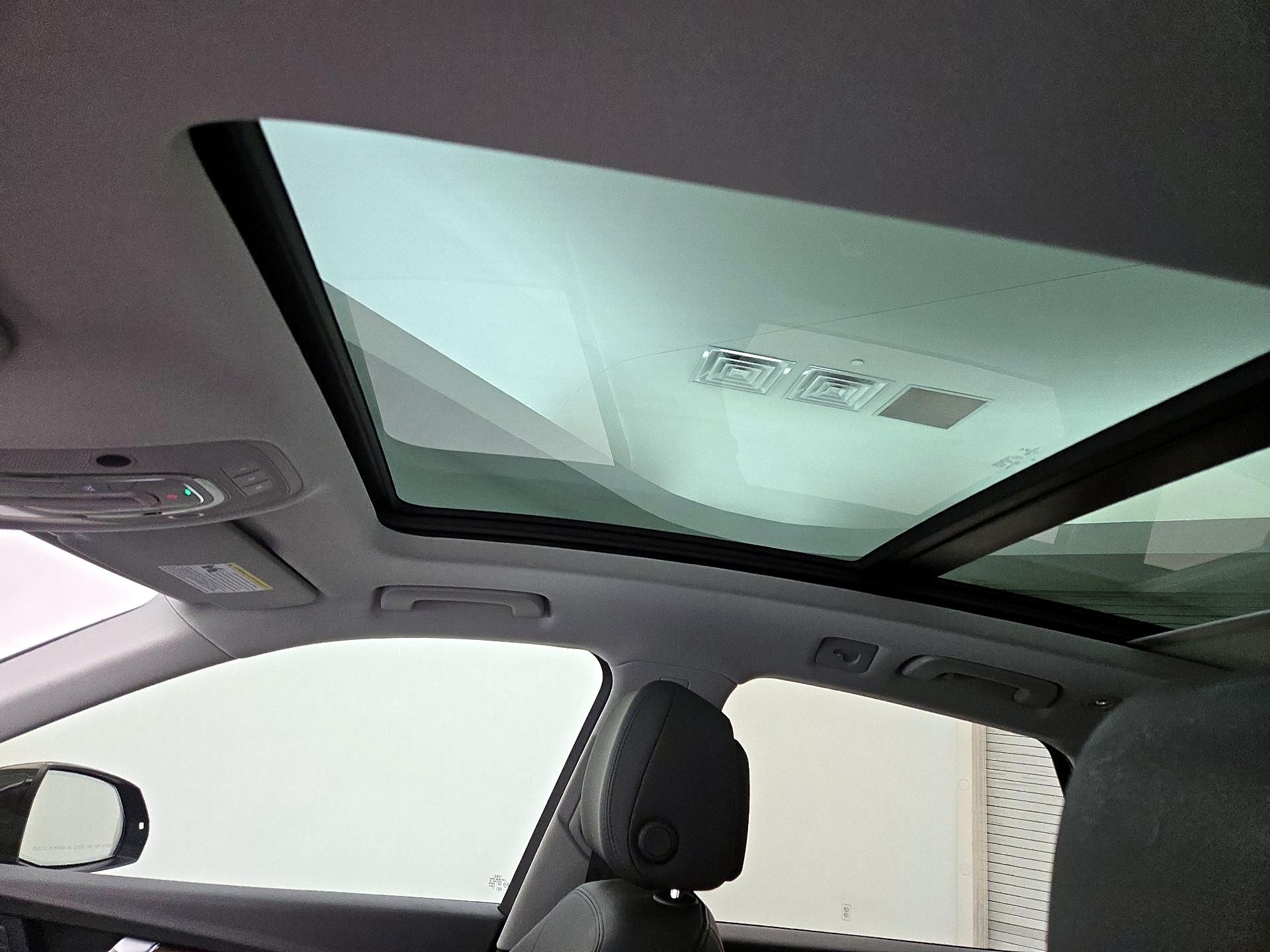 Thumbnail: 2020 Audi Q5 - 20