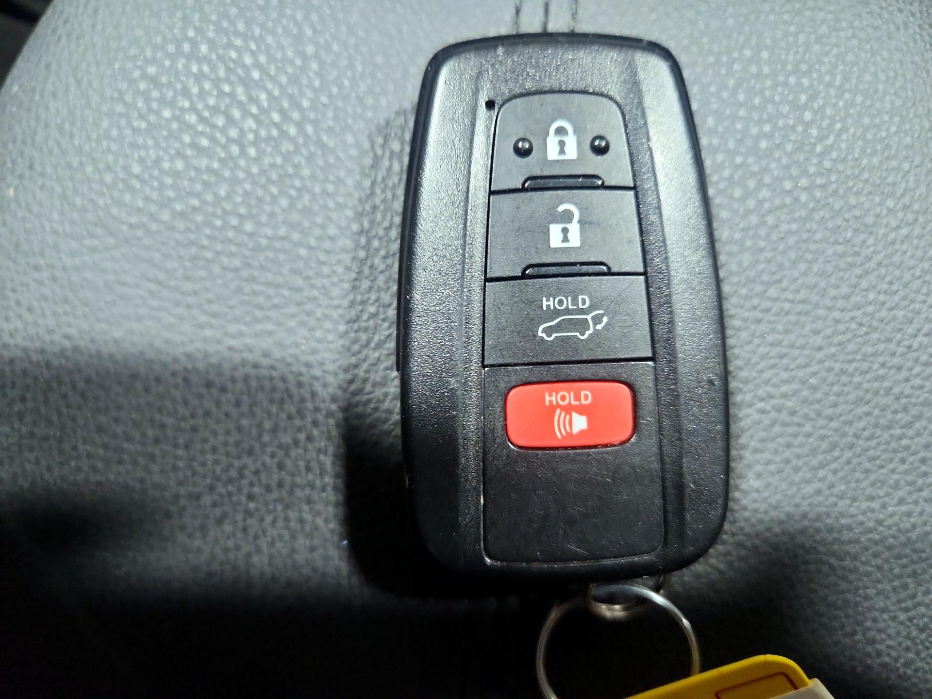 Thumbnail: 2024 Toyota RAV4 - 18