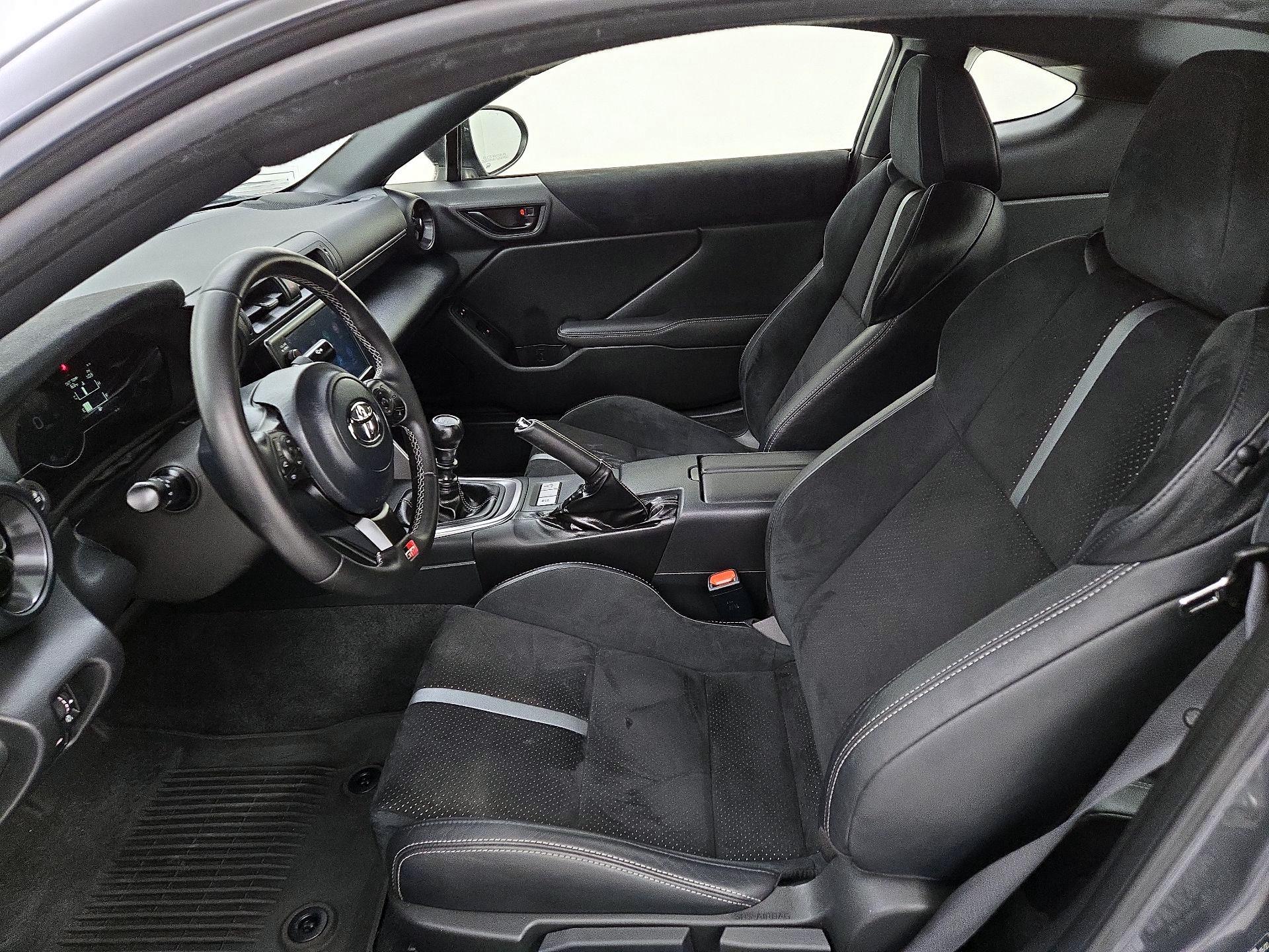 Thumbnail: 2022 Toyota GR86 - 11