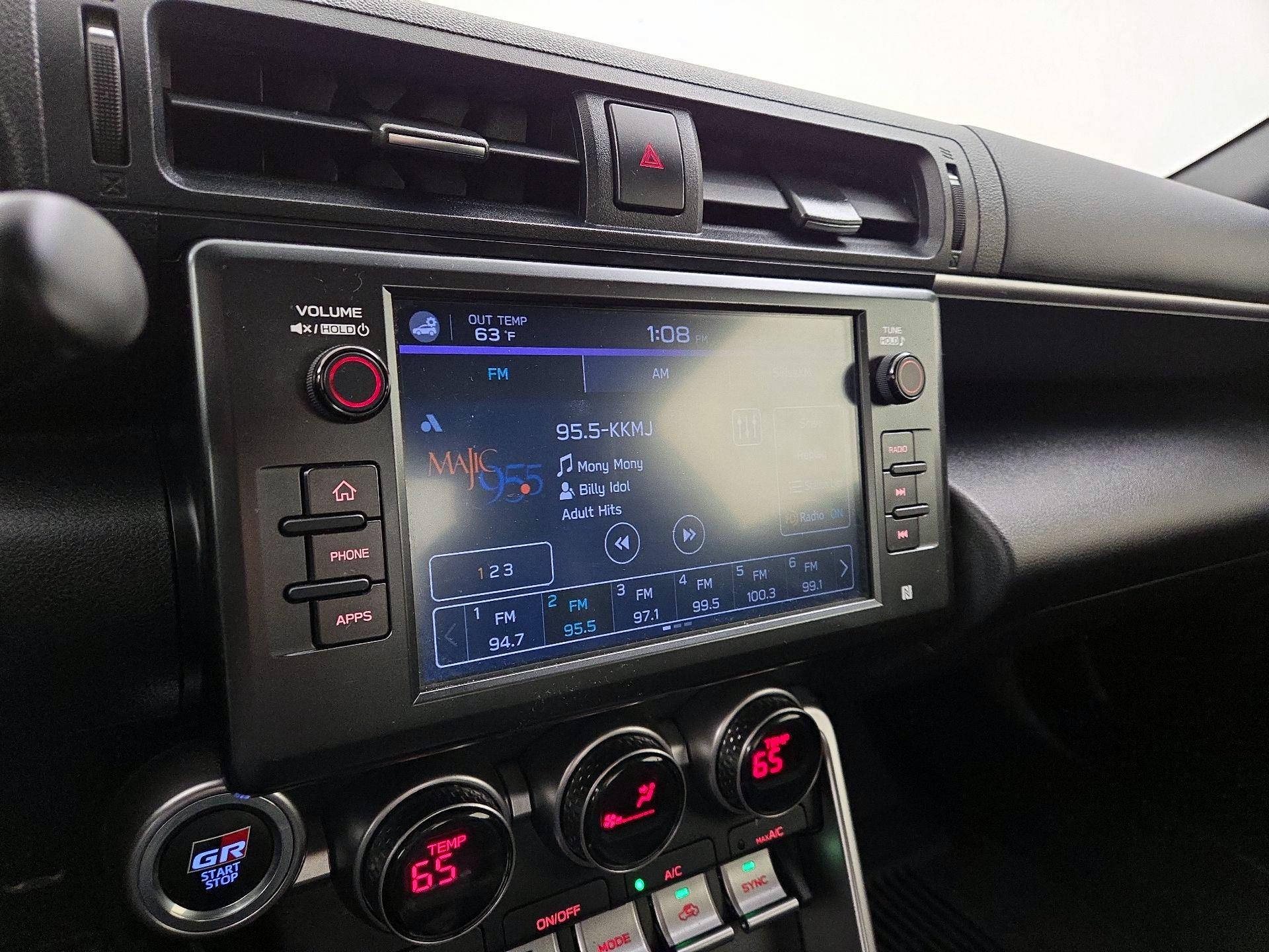 Thumbnail: 2022 Toyota GR86 - 15