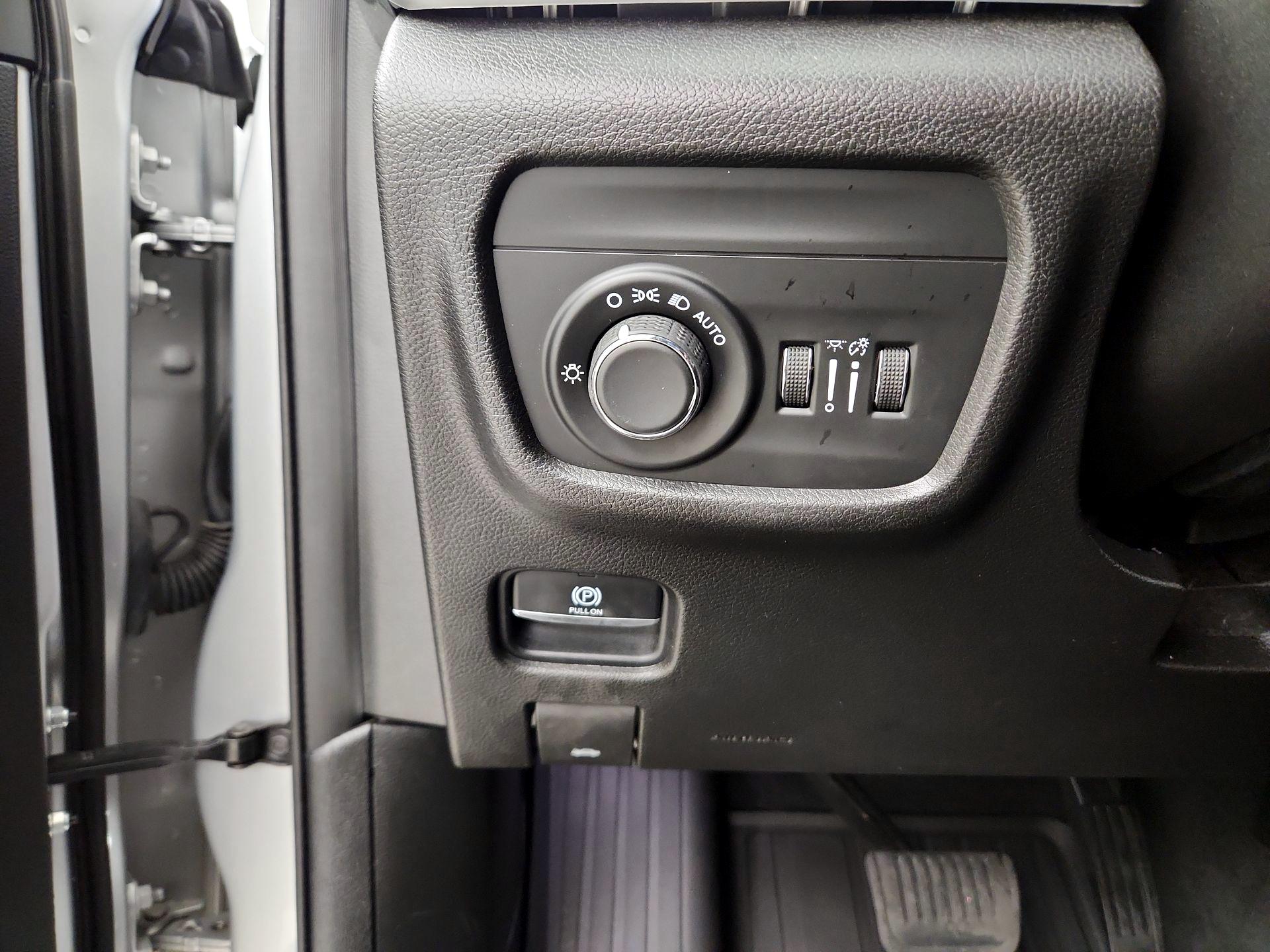 Thumbnail: 2021 Jeep Grand Cherokee L - 13