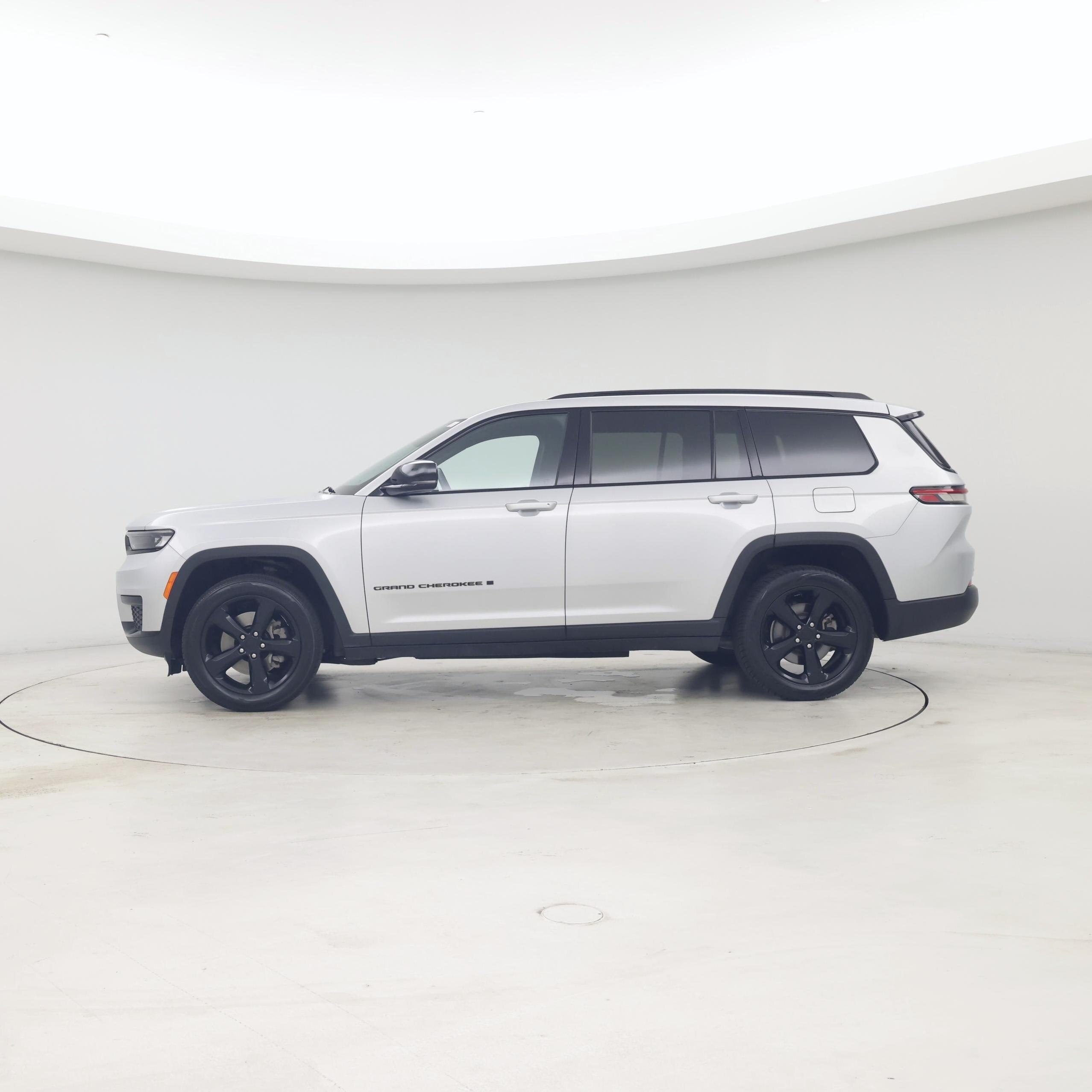 Thumbnail: 2021 Jeep Grand Cherokee L - 3