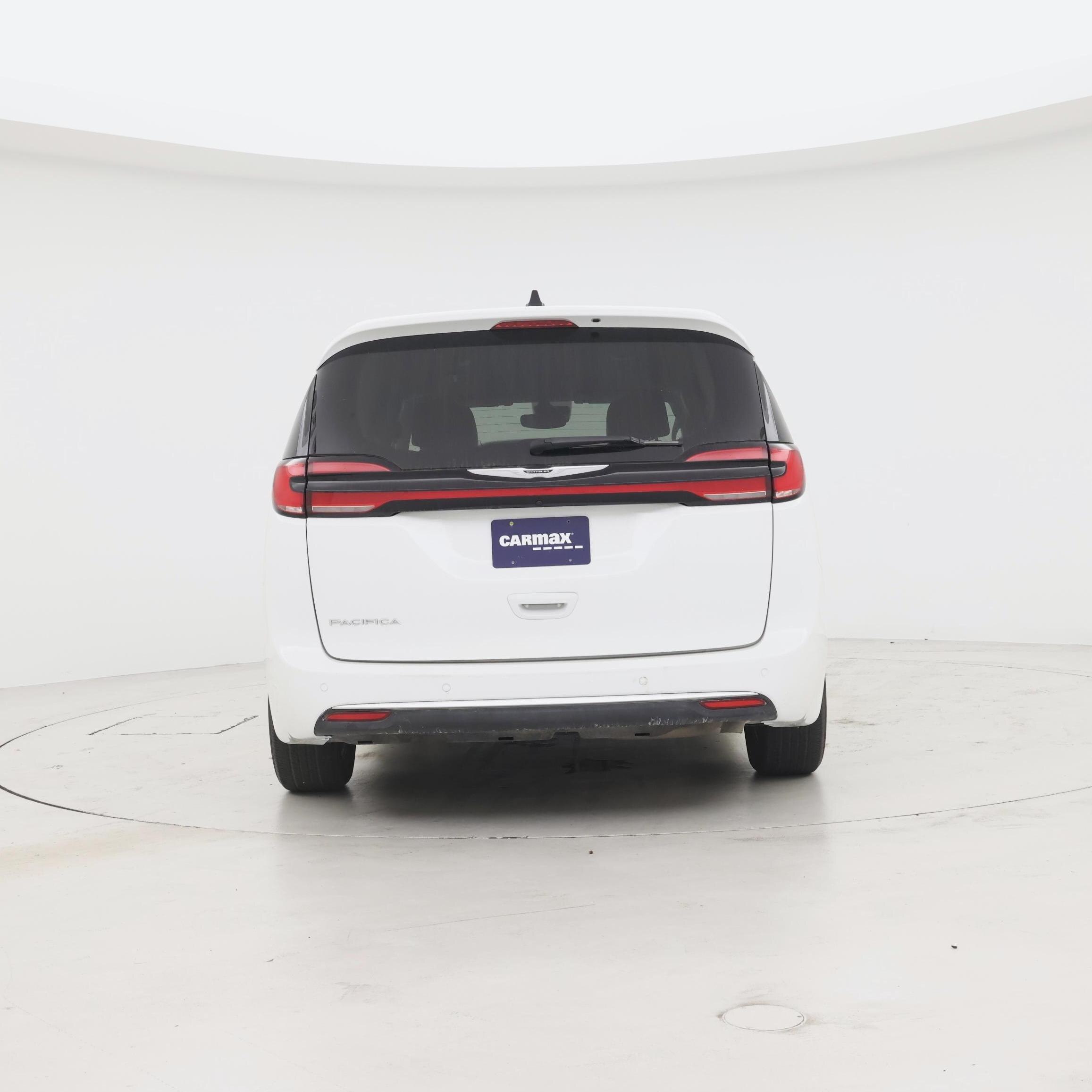 Thumbnail: 2024 Chrysler Pacifica - 6