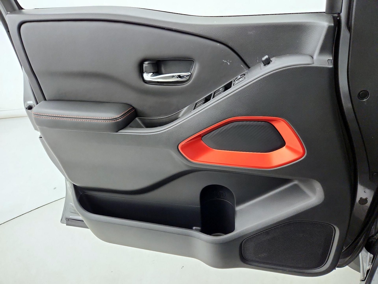 2025 Nissan Frontier PRO-4X - Photo 13
