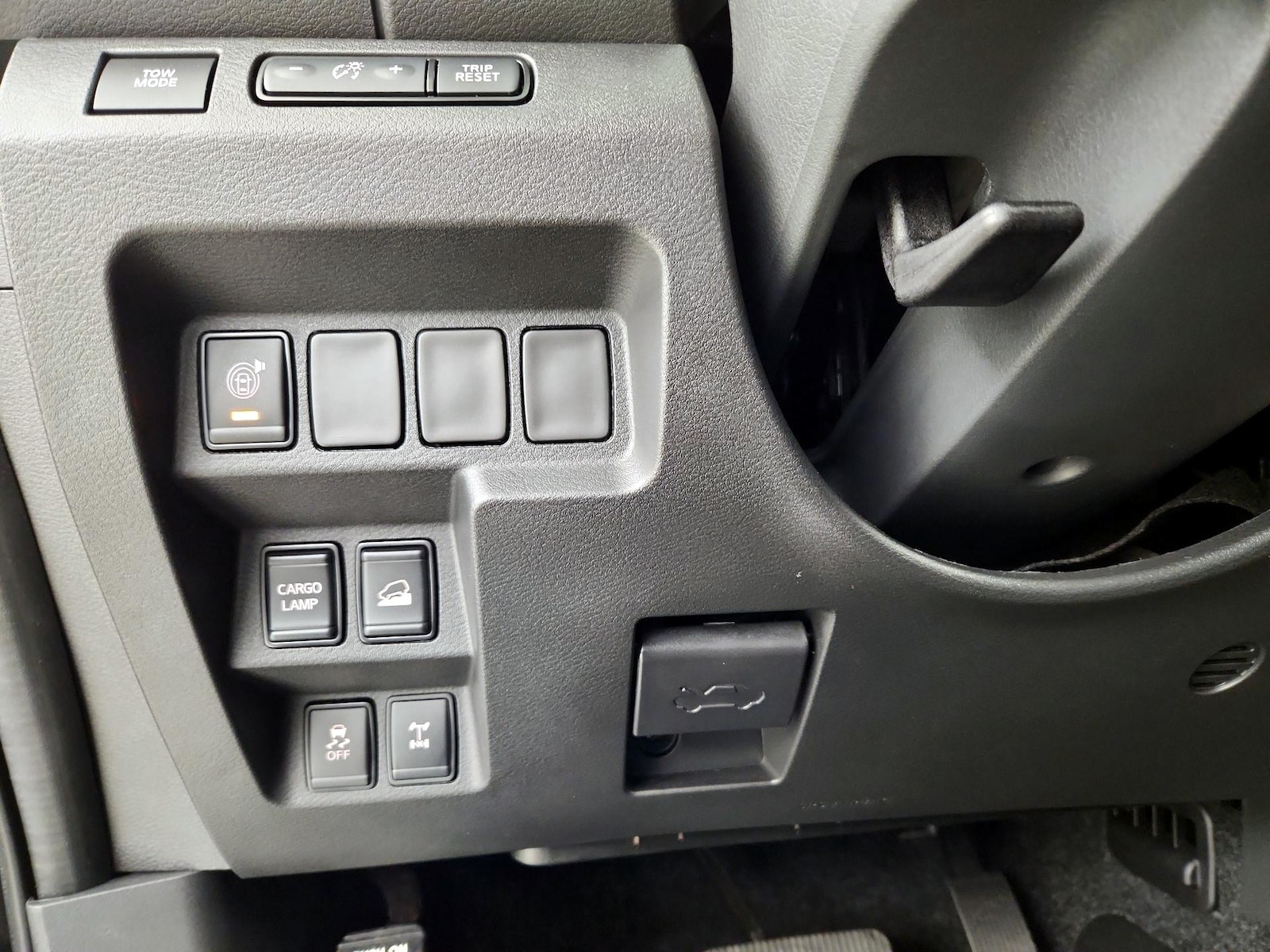 2025 Nissan Frontier PRO-4X - Photo 14