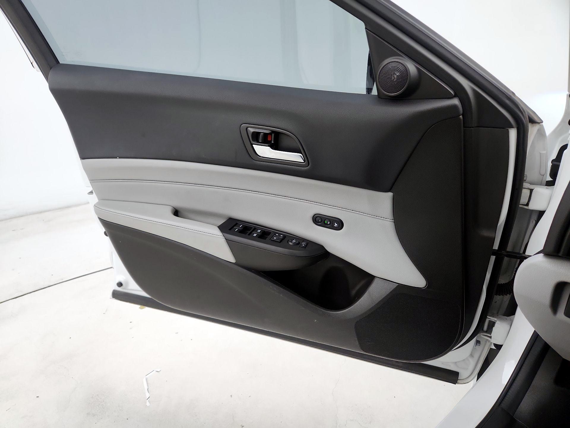 Thumbnail: 2022 Acura ILX - 12