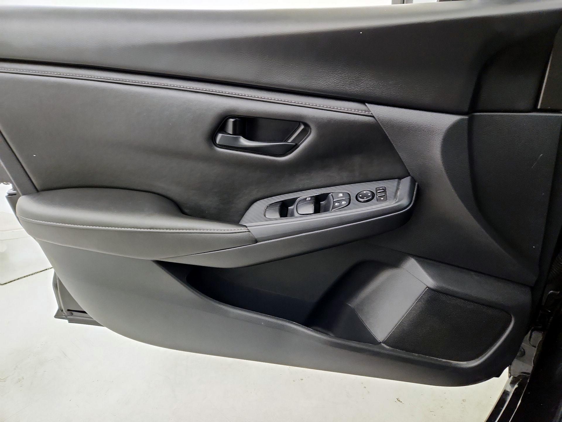 Thumbnail: 2025 Nissan Sentra - 12