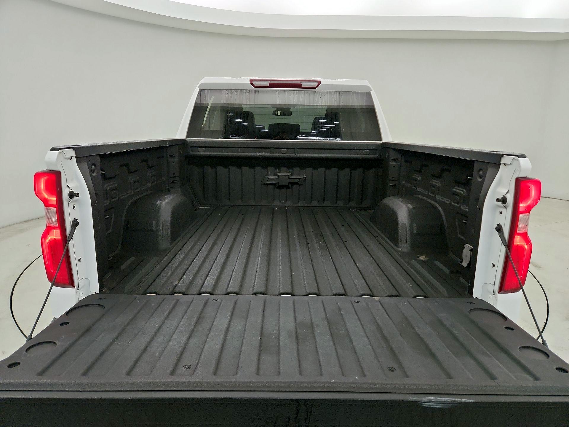 Thumbnail: 2023 Chevrolet Silverado 1500 - 16