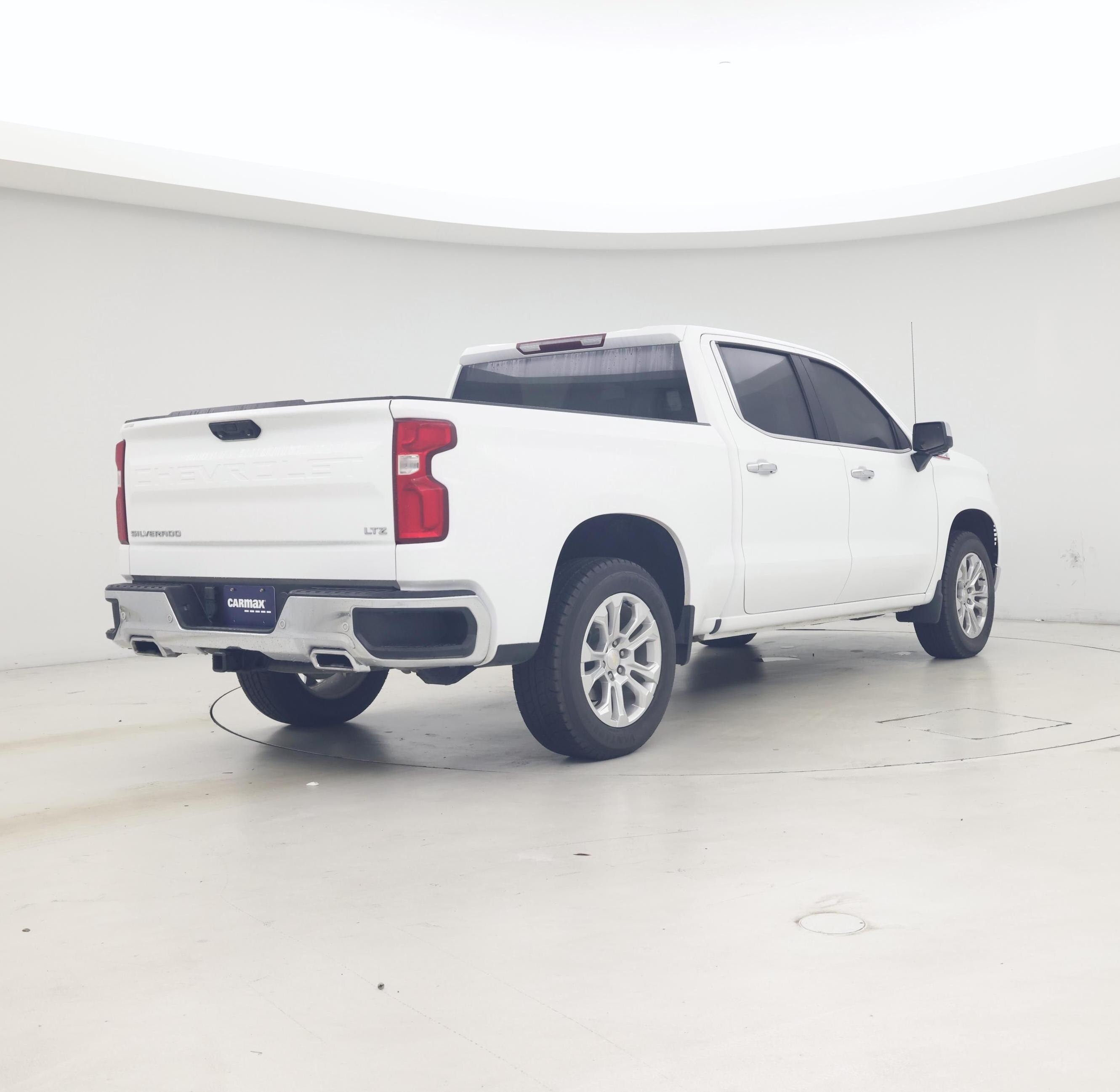 Thumbnail: 2023 Chevrolet Silverado 1500 - 8