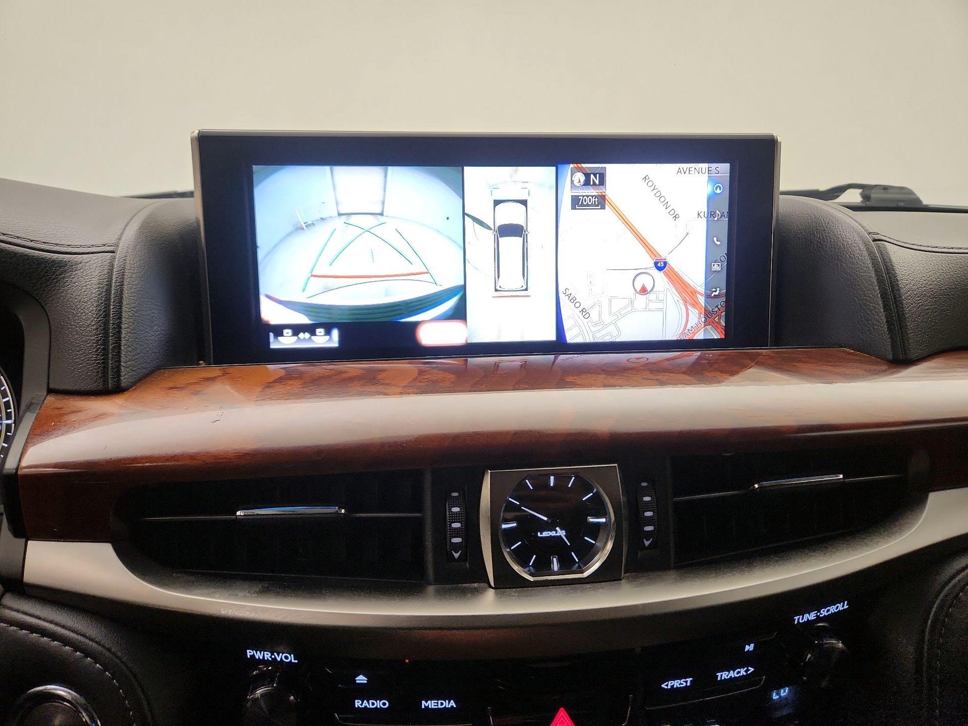 Thumbnail: 2017 Lexus LX - 15