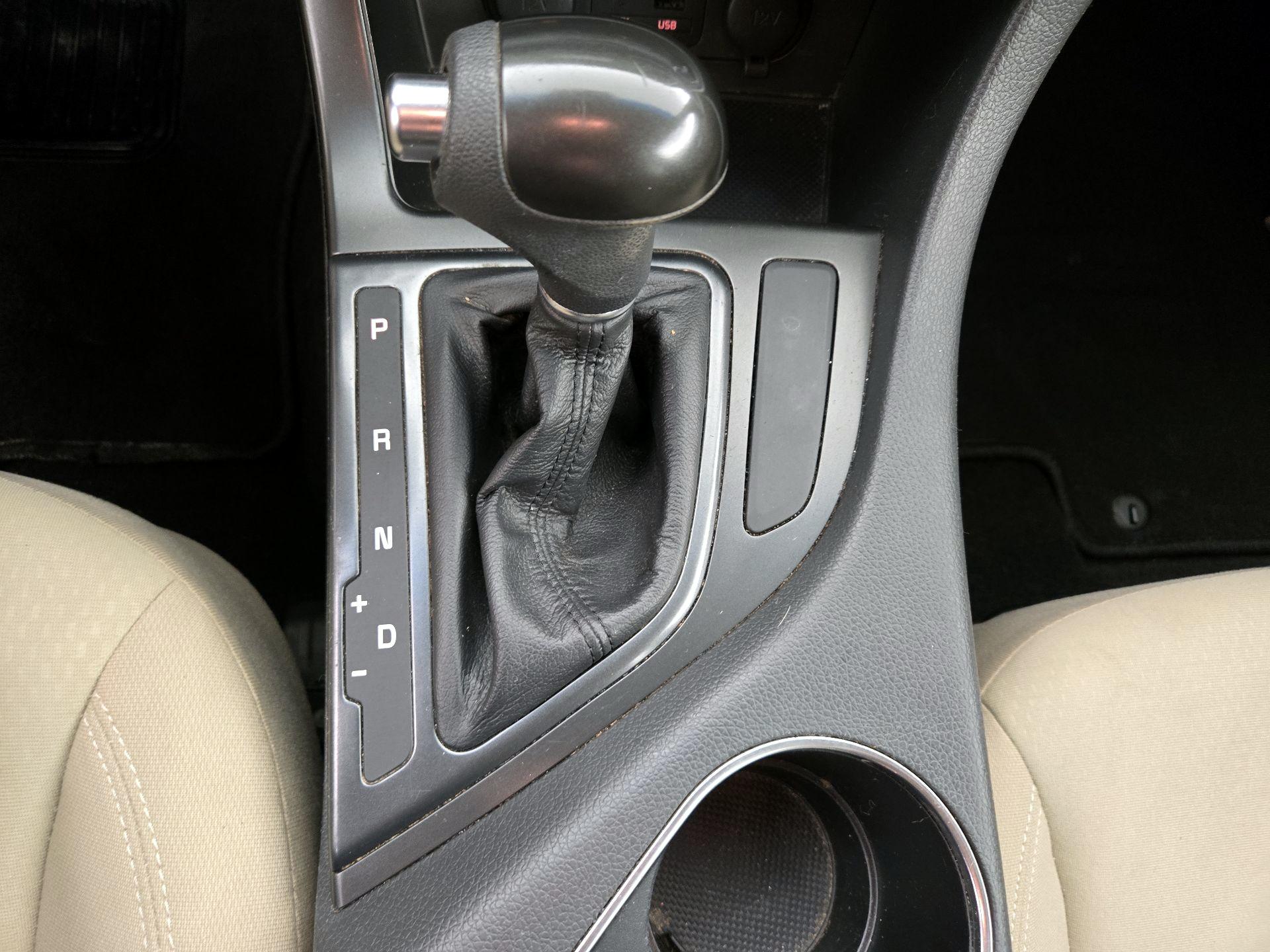 Thumbnail: 2015 Kia Optima - 17