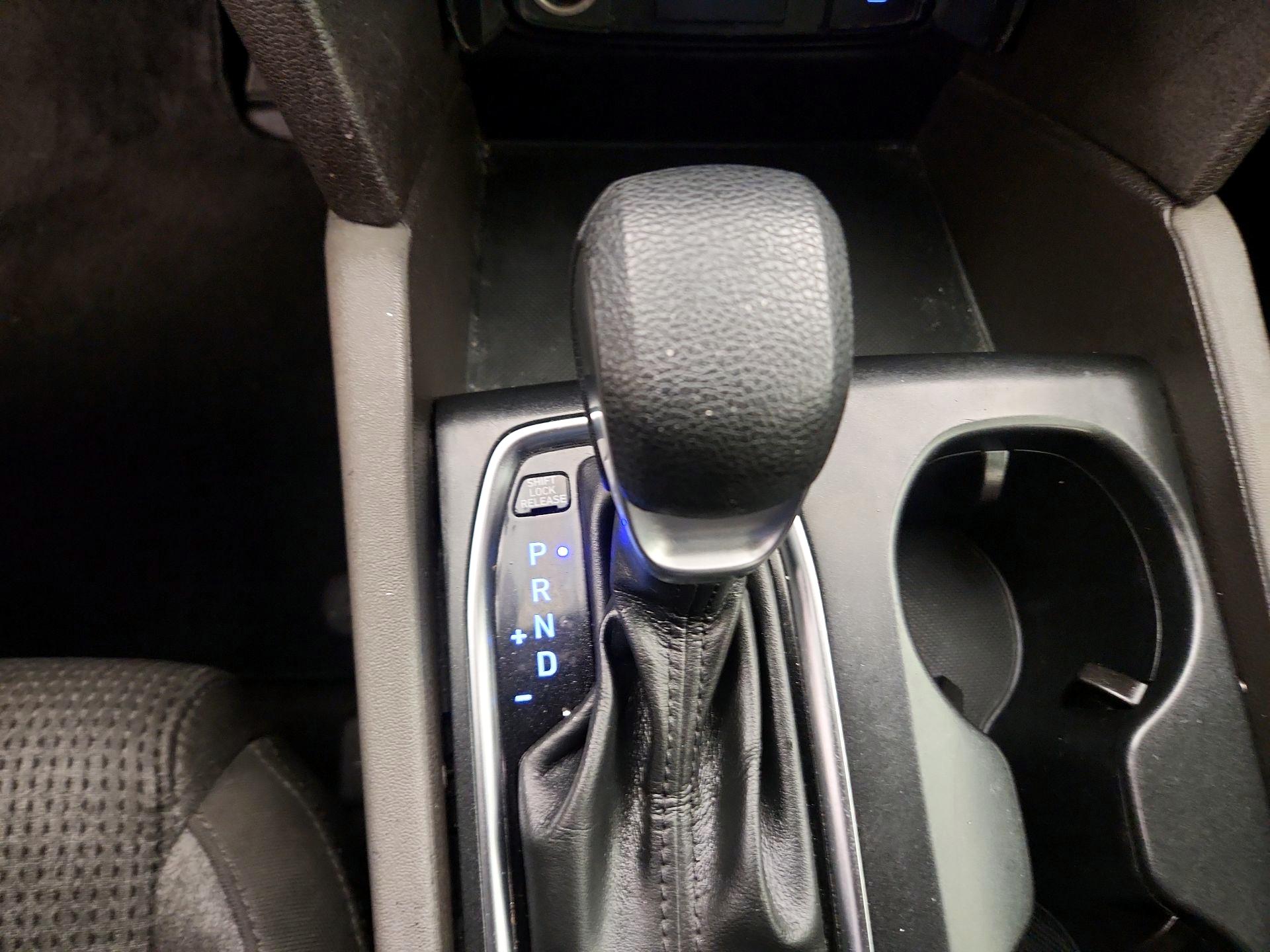 Thumbnail: 2020 Hyundai Santa Fe - 17