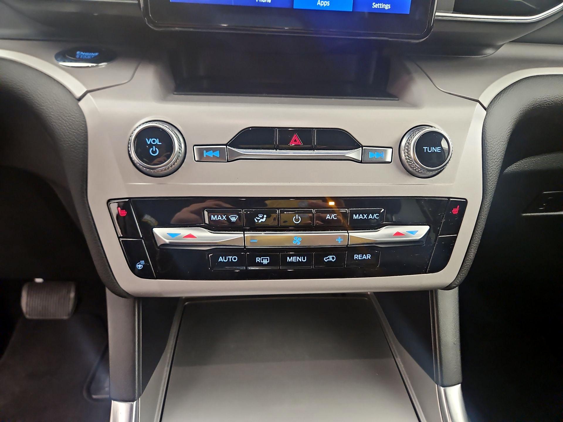 Thumbnail: 2023 Ford Explorer - 14