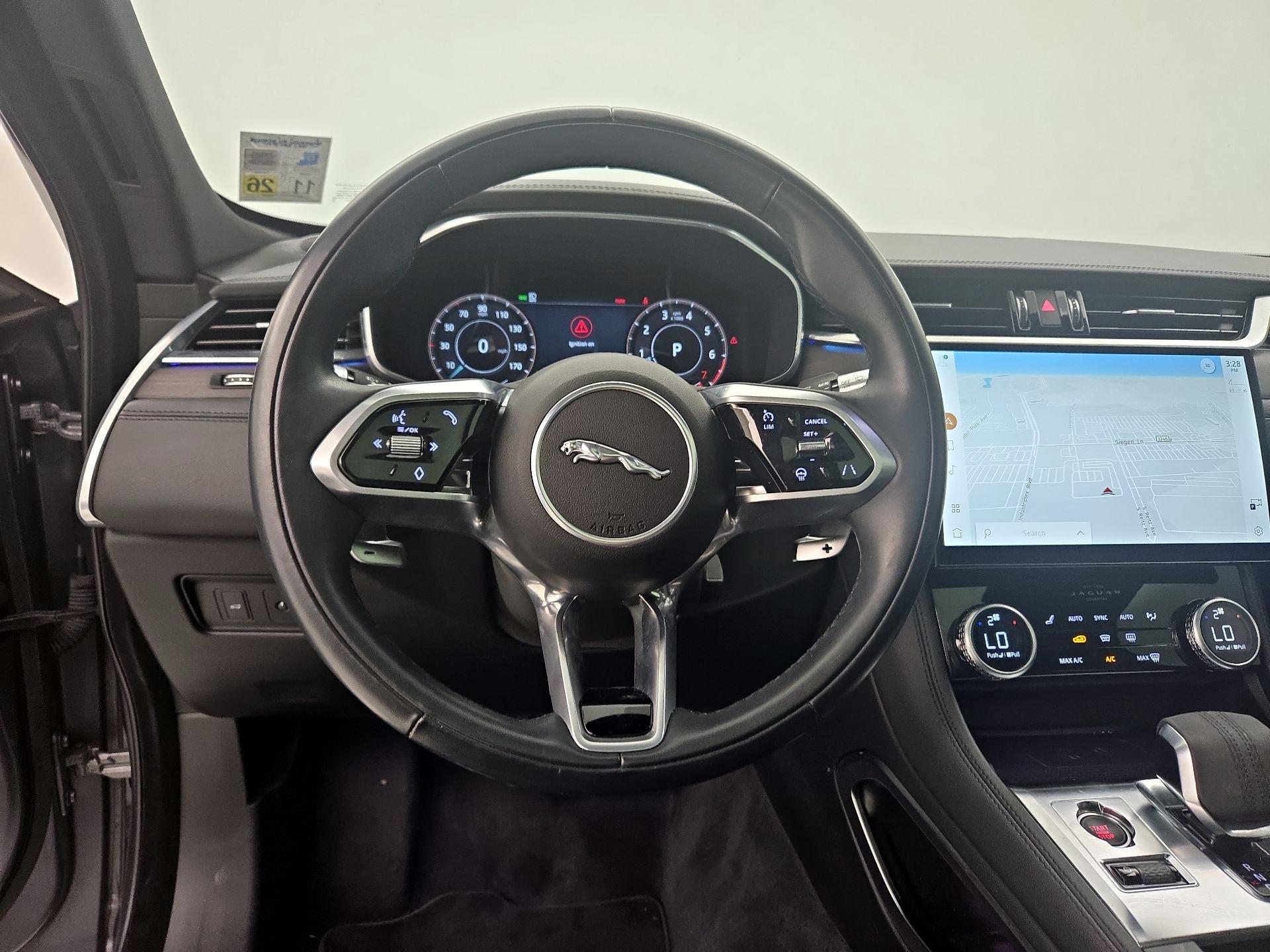 Thumbnail: 2022 Jaguar F-Pace - 10