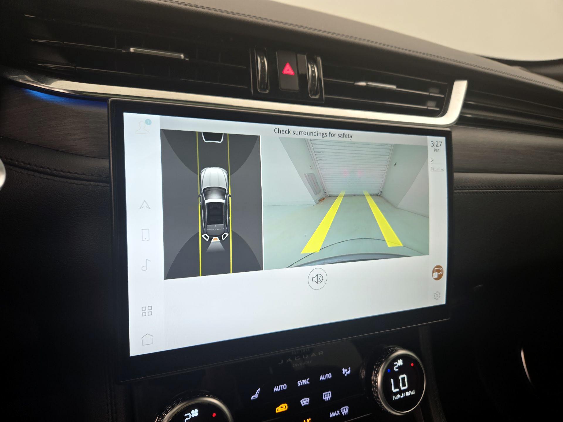 Thumbnail: 2022 Jaguar F-Pace - 15