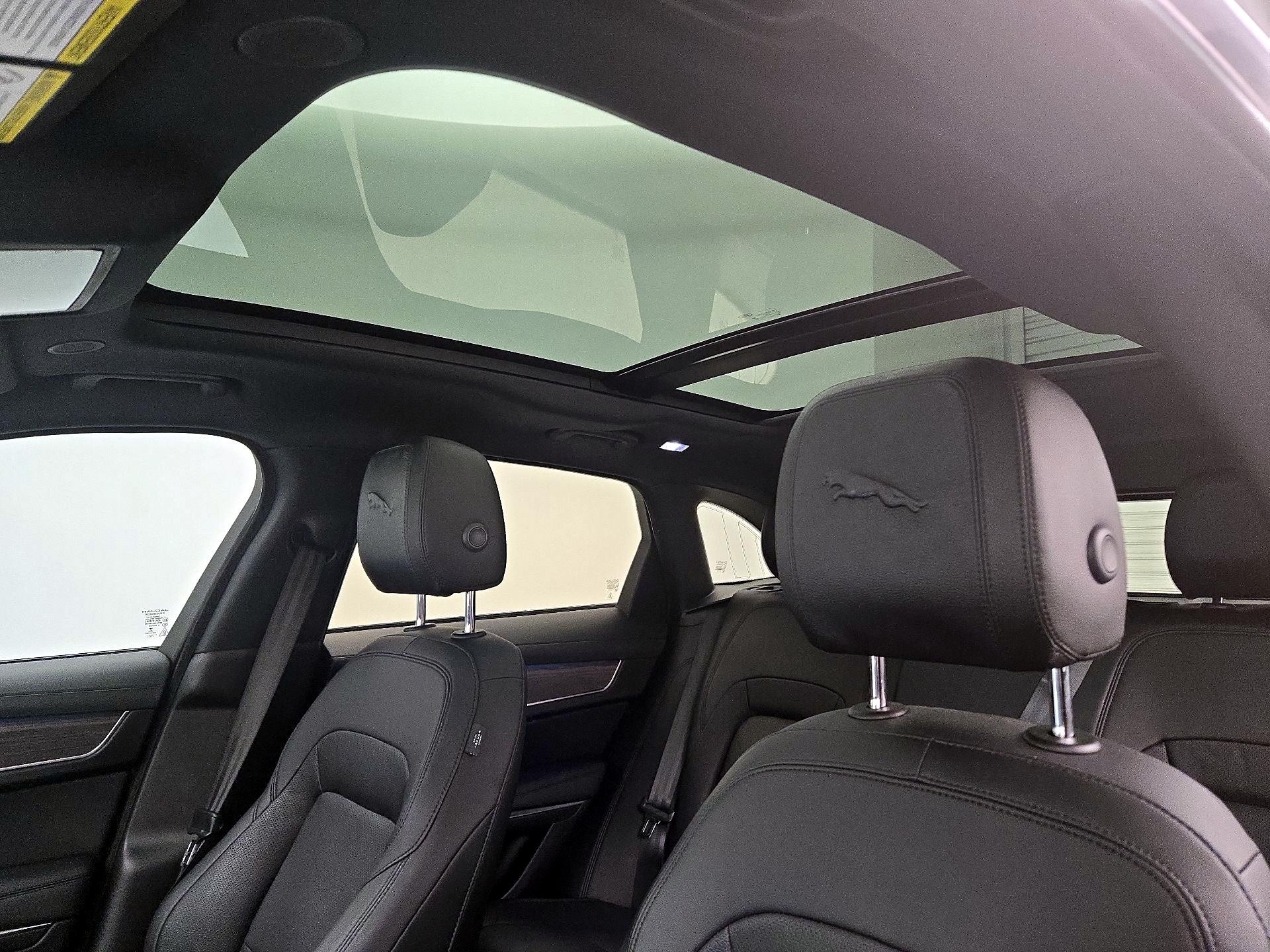 Thumbnail: 2022 Jaguar F-Pace - 20