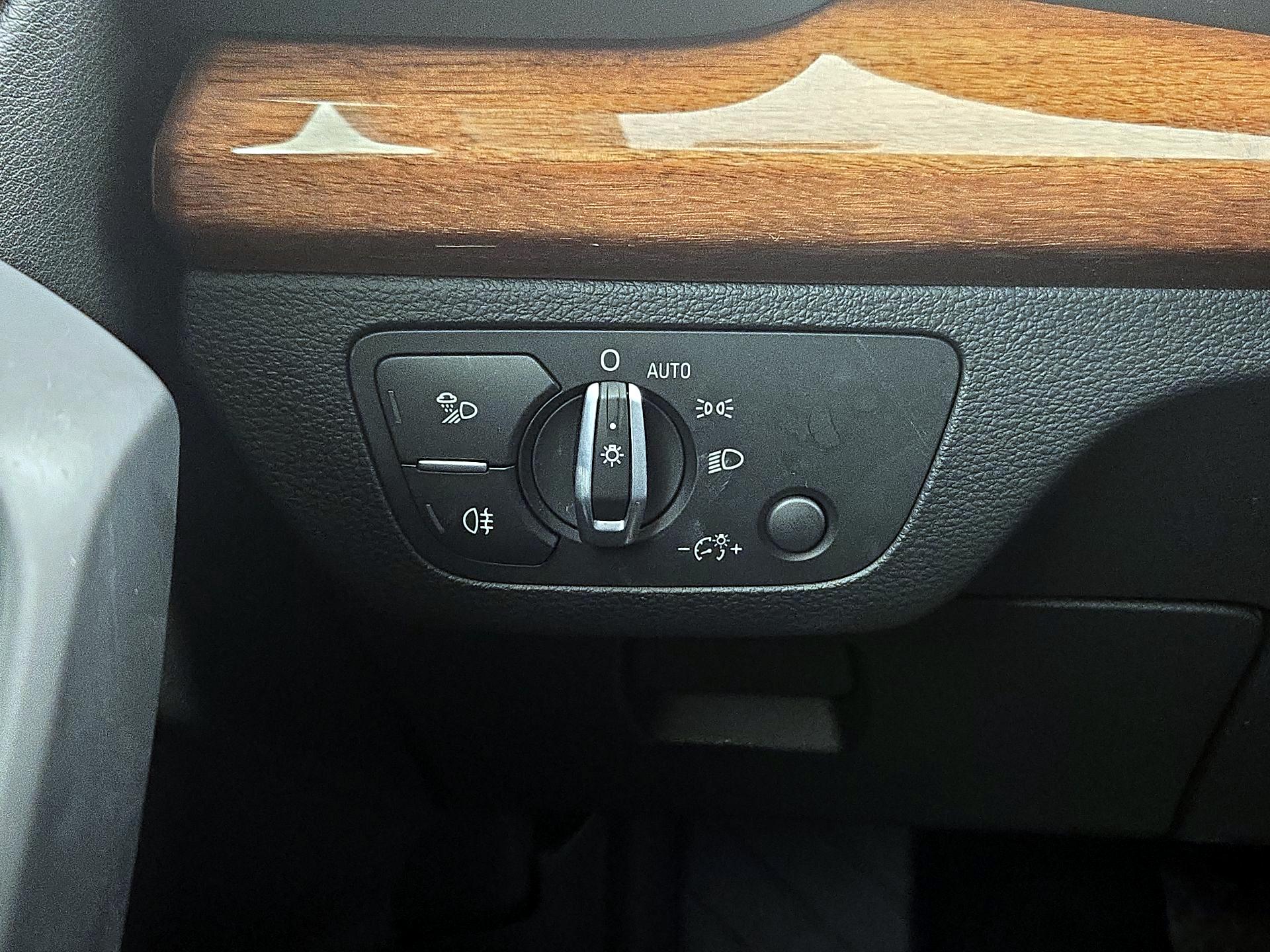 Thumbnail: 2022 Audi Q5 - 13