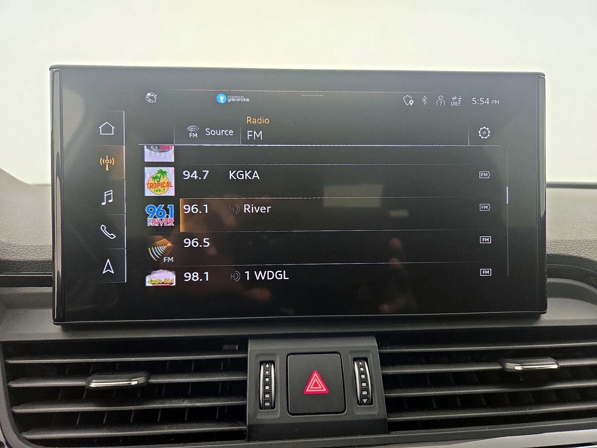 Thumbnail: 2022 Audi Q5 - 16