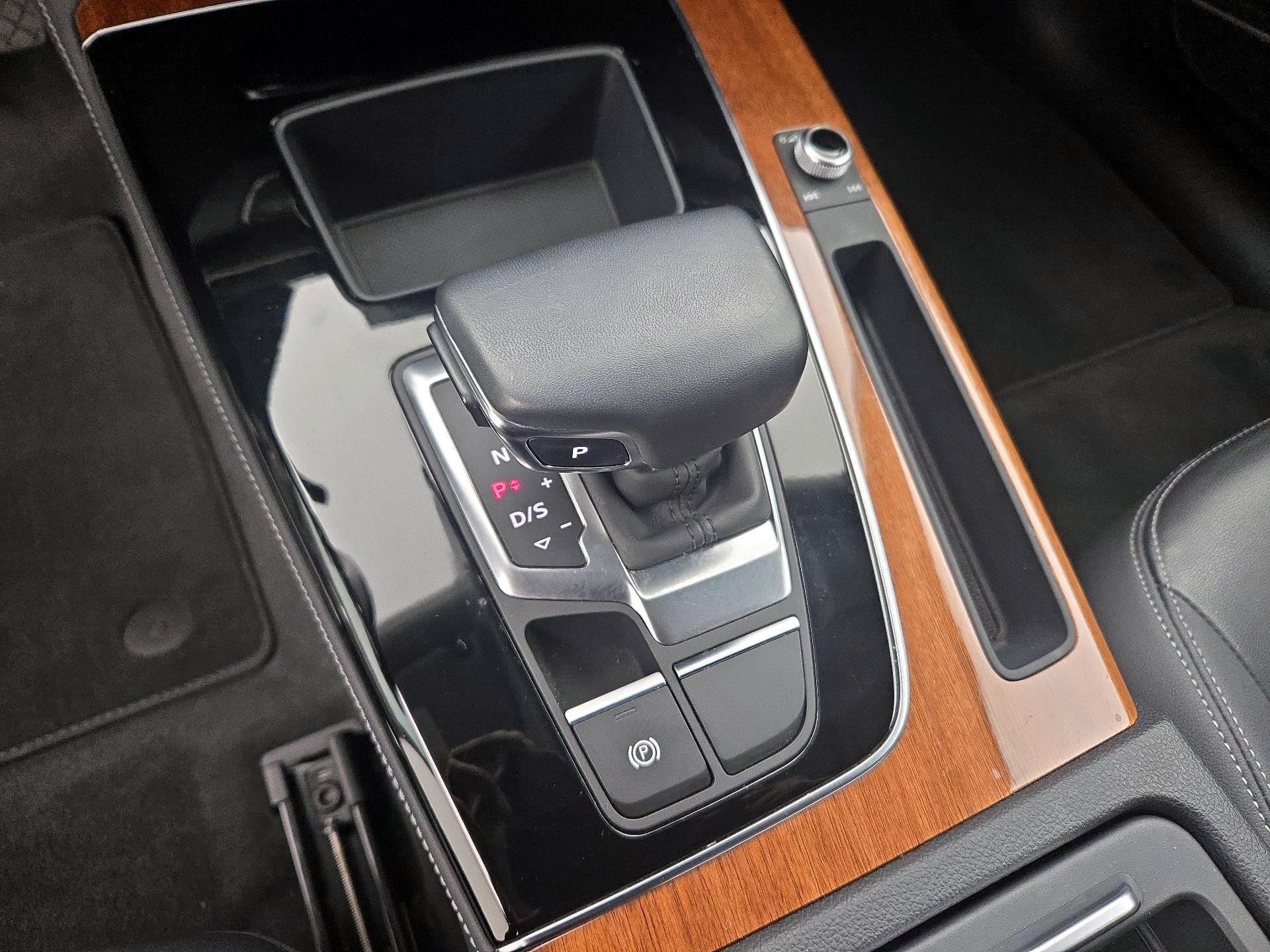 Thumbnail: 2022 Audi Q5 - 18