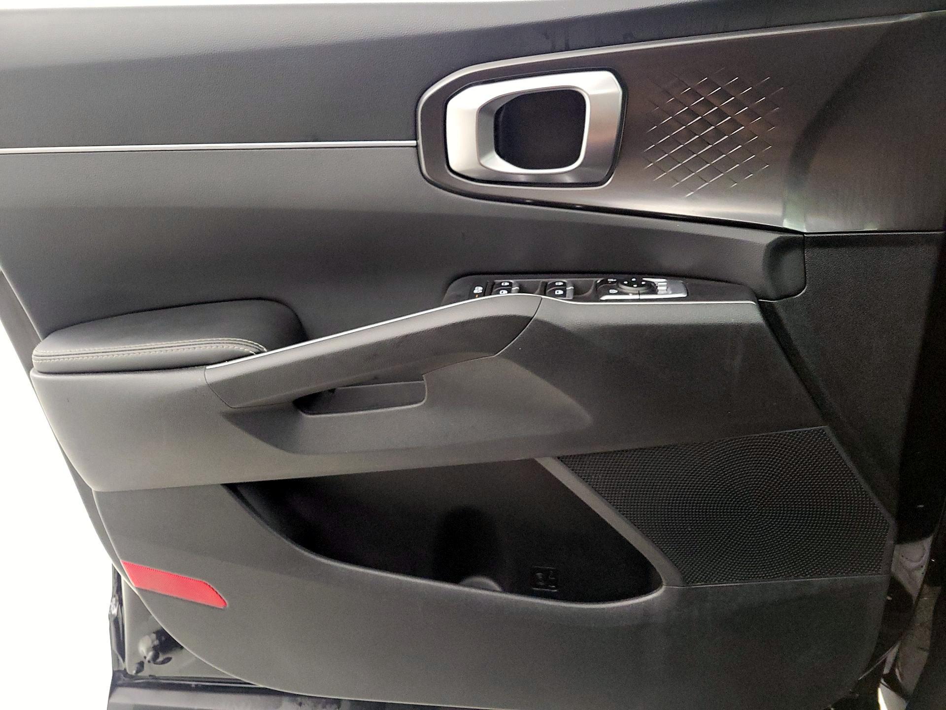 Thumbnail: 2025 Kia Sorento - 12