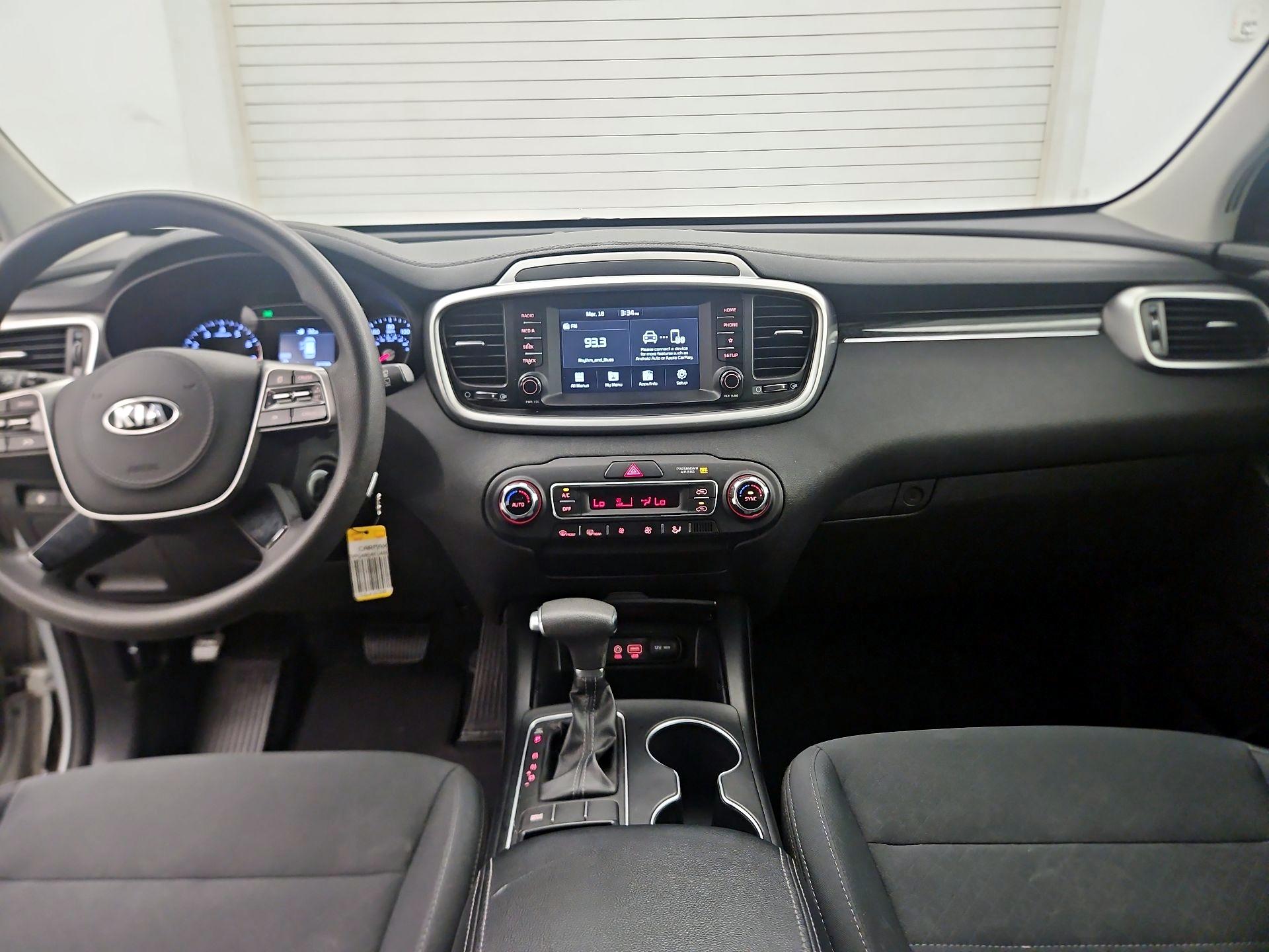 Thumbnail: 2019 Kia Sorento - 9