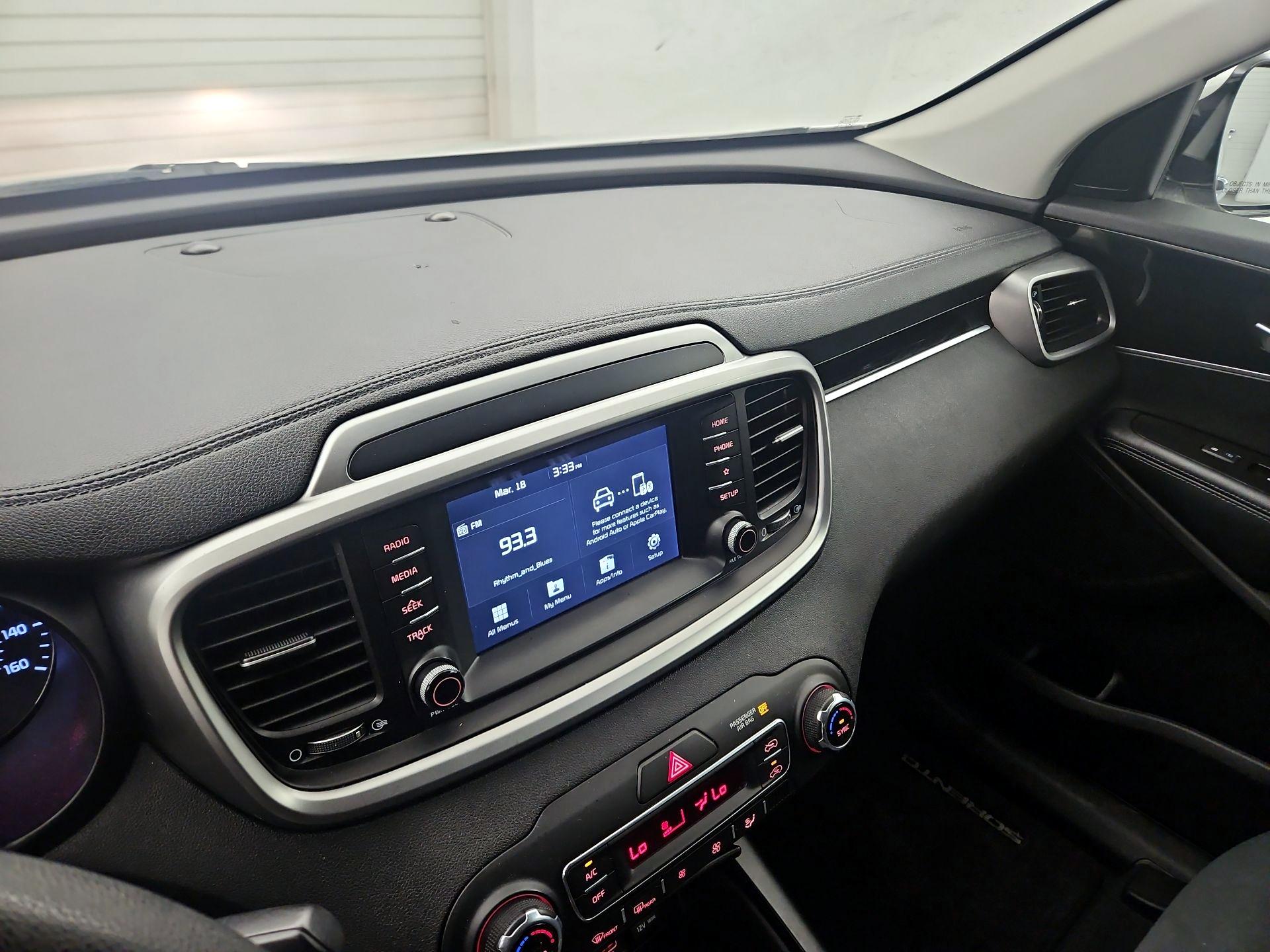 Thumbnail: 2019 Kia Sorento - 13