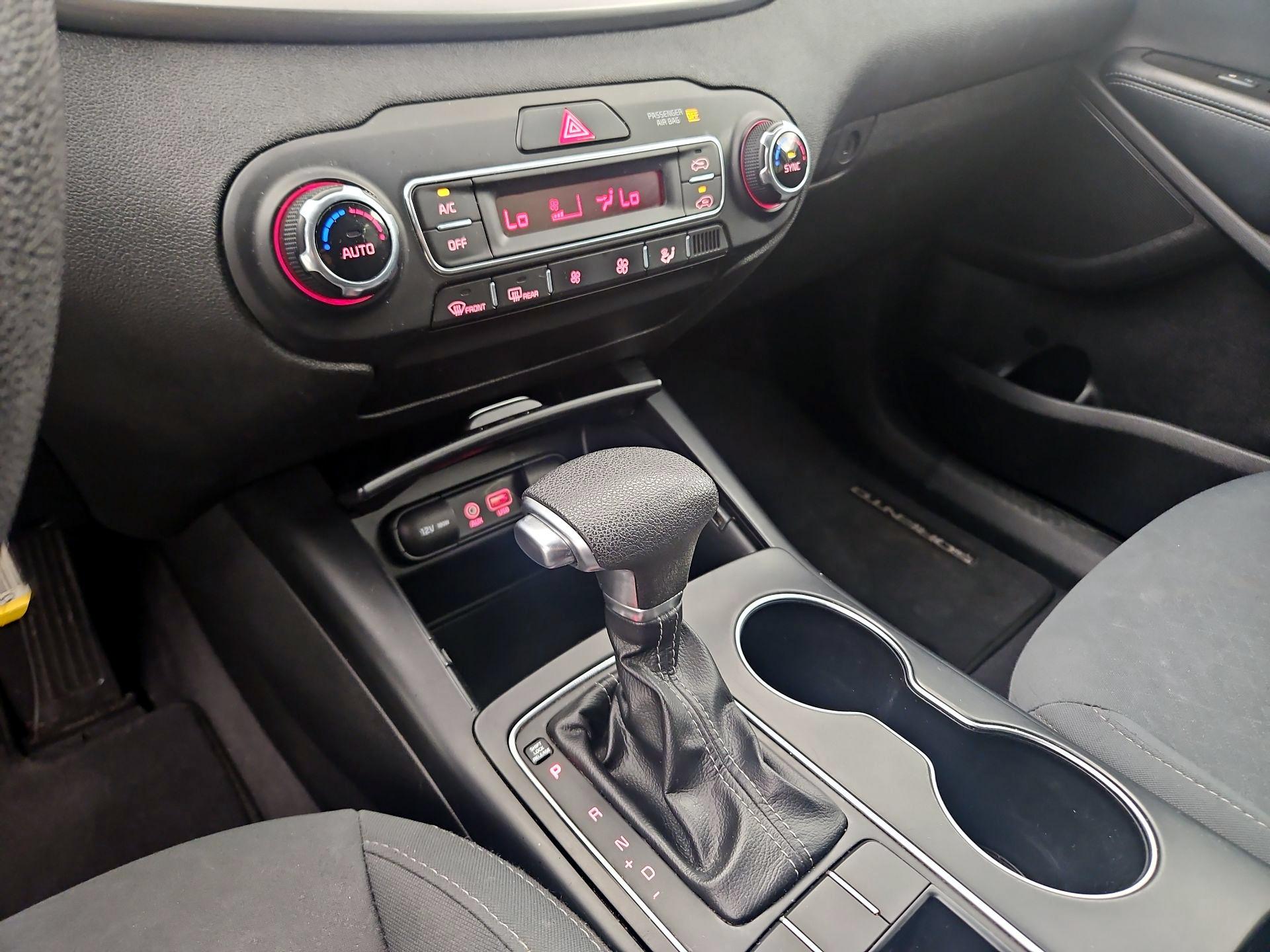 Thumbnail: 2019 Kia Sorento - 15