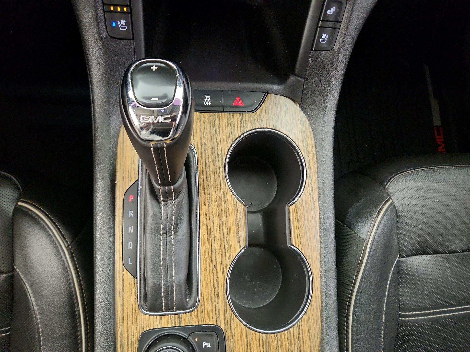 Thumbnail: 2019 GMC Acadia - 18