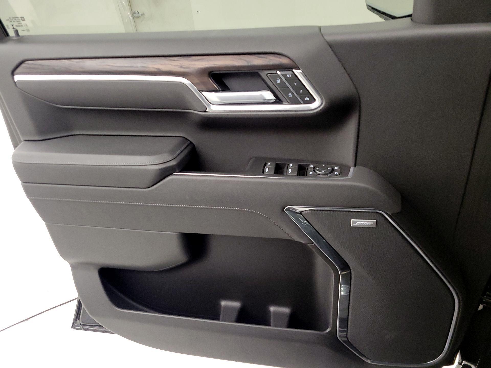 Thumbnail: 2025 GMC Sierra 1500 - 10