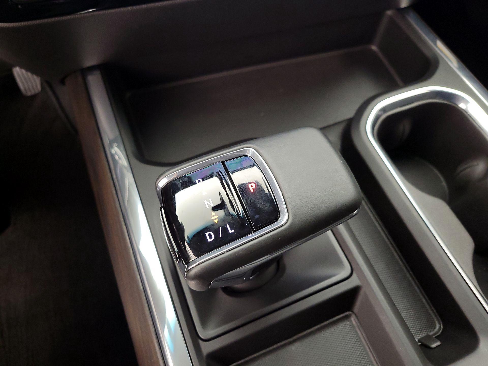 Thumbnail: 2025 GMC Sierra 1500 - 16