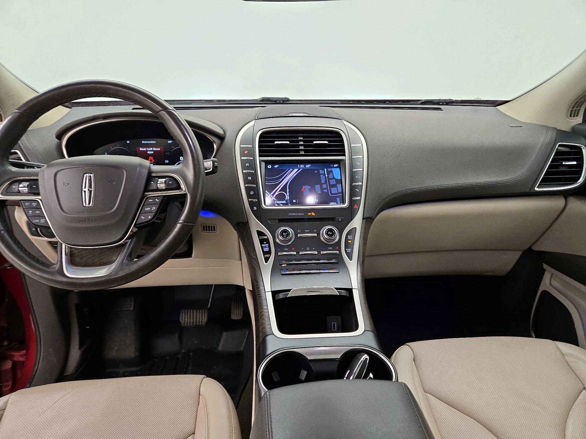 Thumbnail: 2019 Lincoln Nautilus - 9