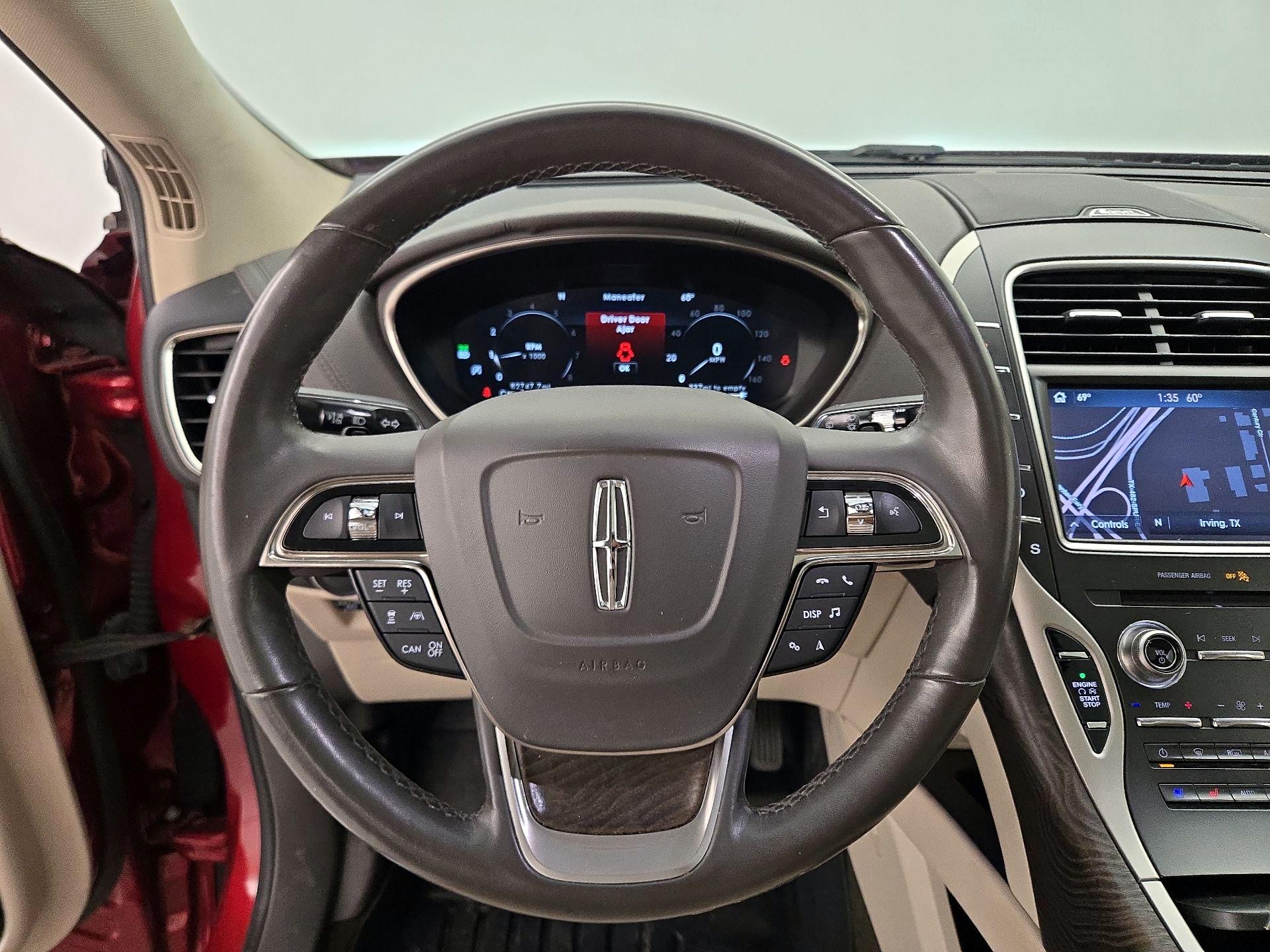 Thumbnail: 2019 Lincoln Nautilus - 10