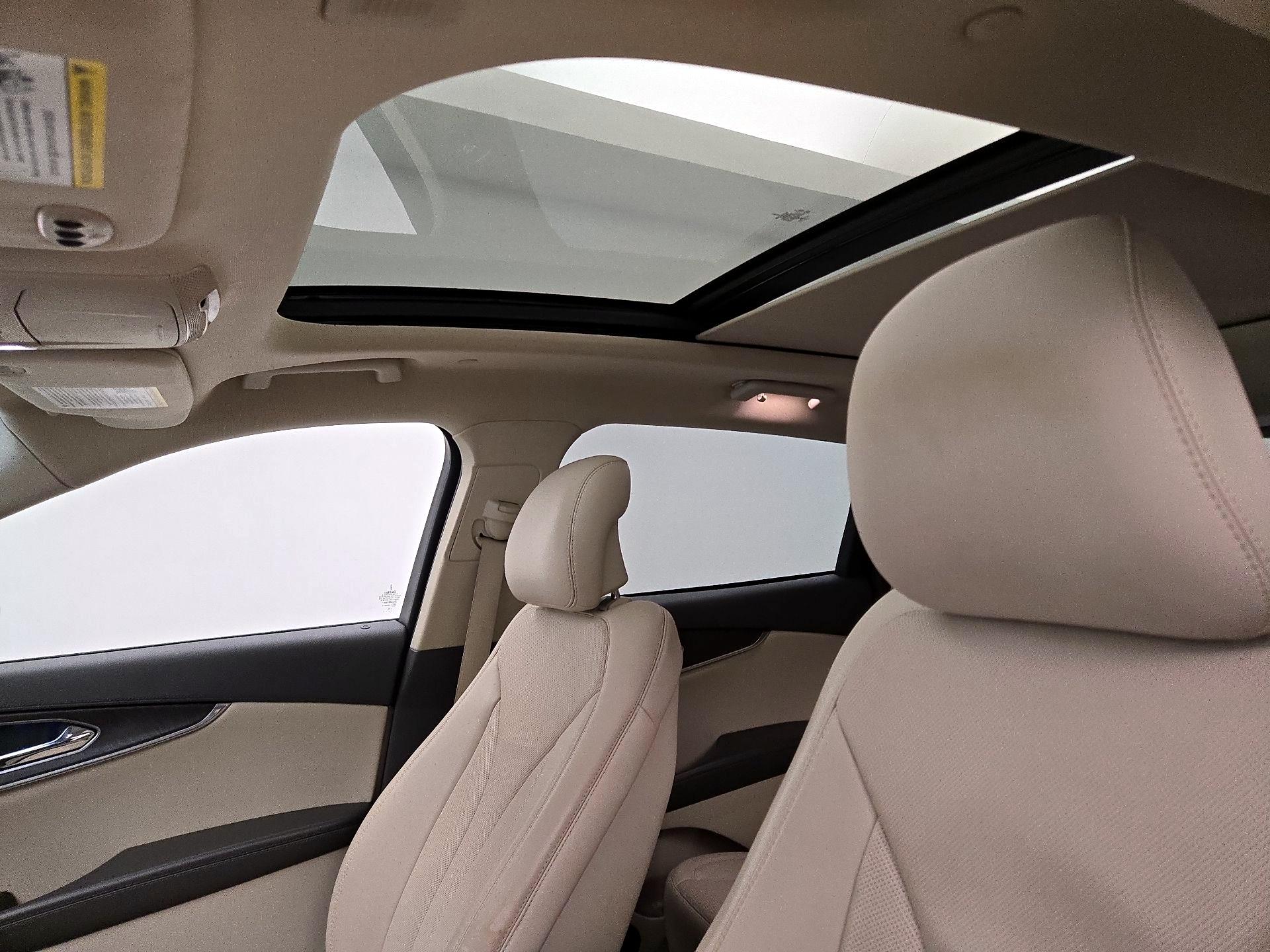 Thumbnail: 2019 Lincoln Nautilus - 20