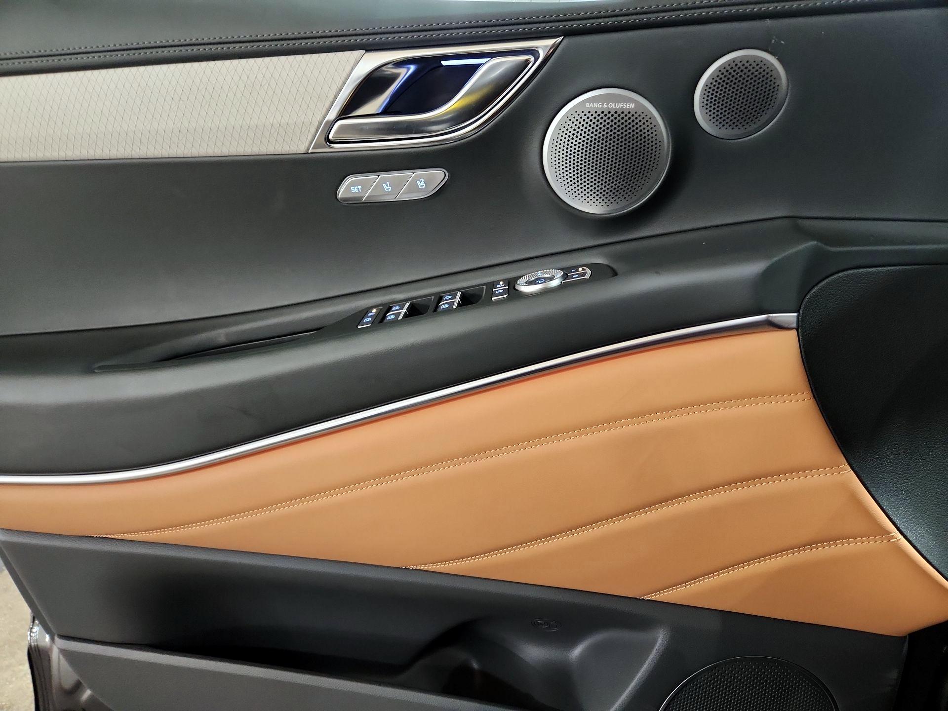 Thumbnail: 2025 Genesis GV80 - 12