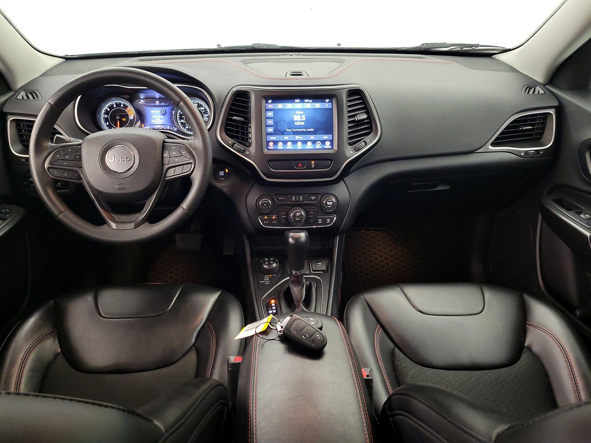 Thumbnail: 2022 Jeep Cherokee - 9