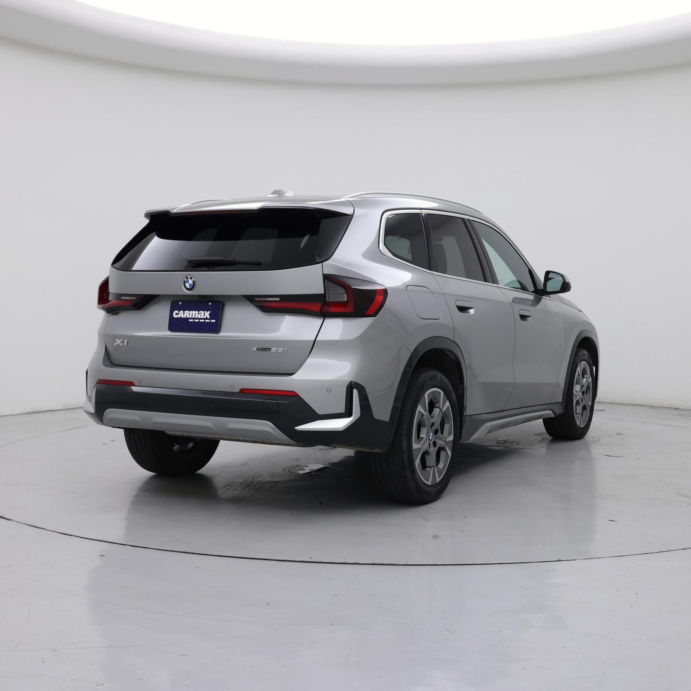 Thumbnail: 2024 BMW X1 - 8