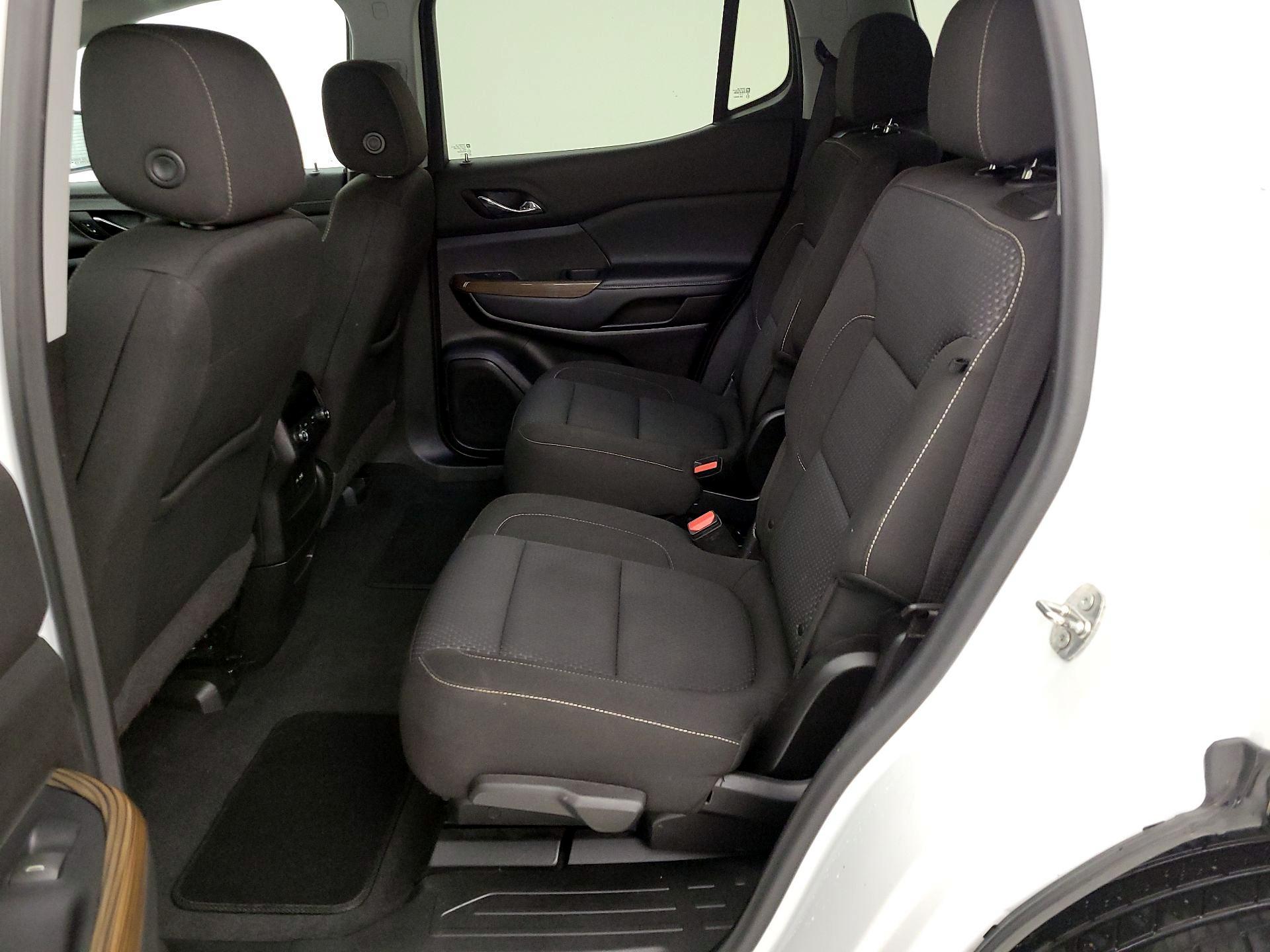 Thumbnail: 2022 GMC Acadia - 17