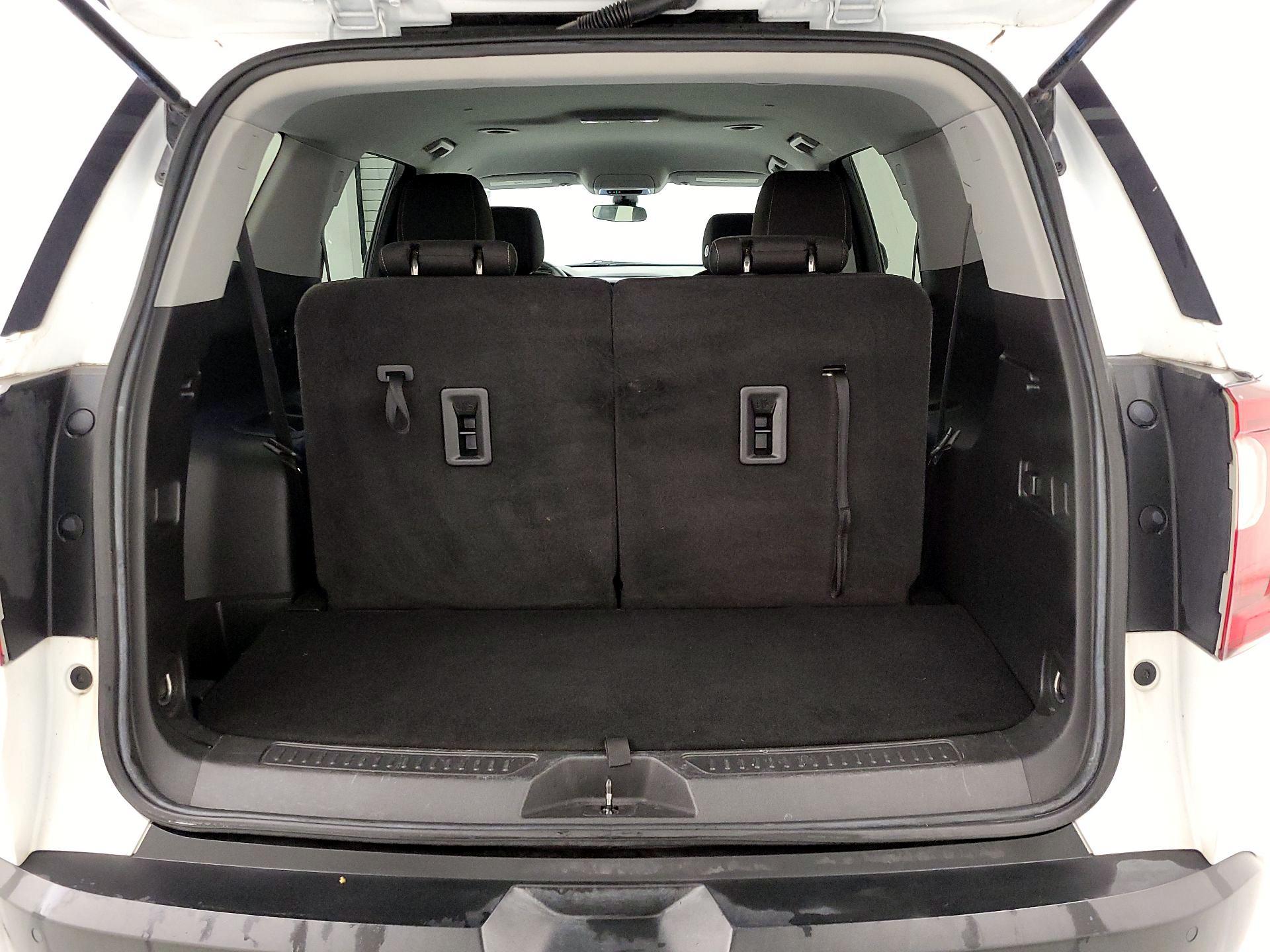 Thumbnail: 2022 GMC Acadia - 19