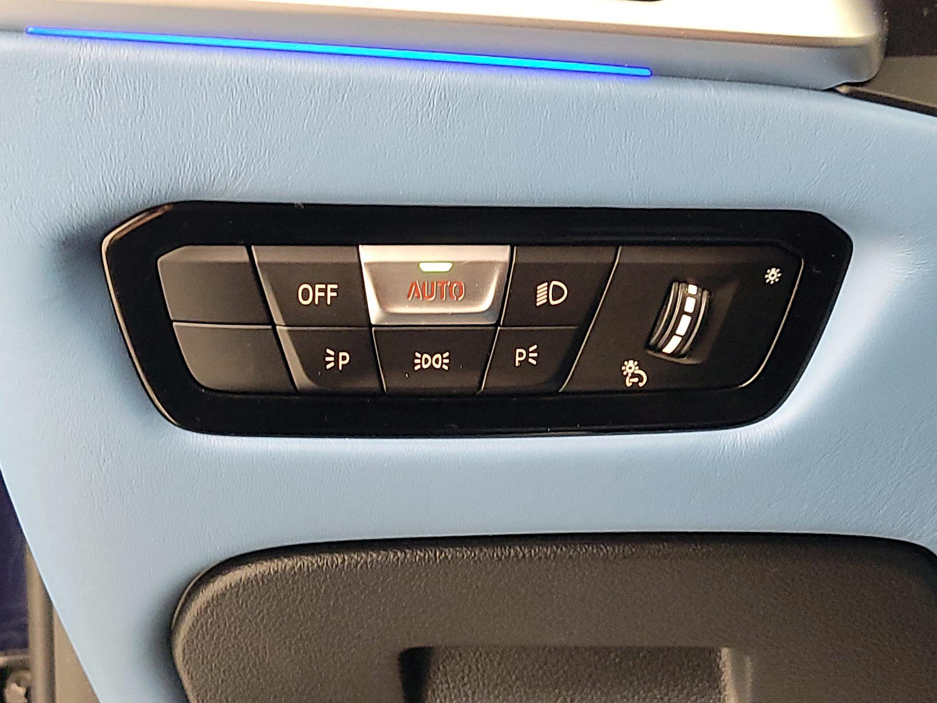 Thumbnail: 2023 BMW M4 - 11