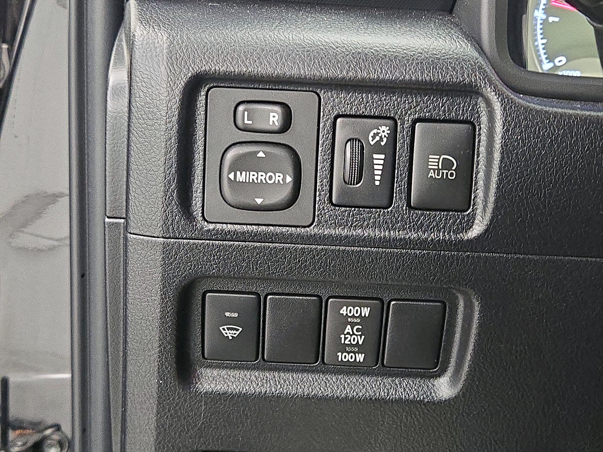 Thumbnail: 2020 Toyota 4Runner - 13