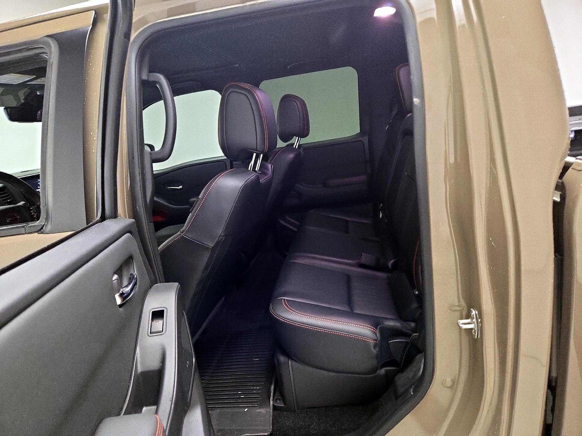 Thumbnail: 2023 Nissan Frontier - 20