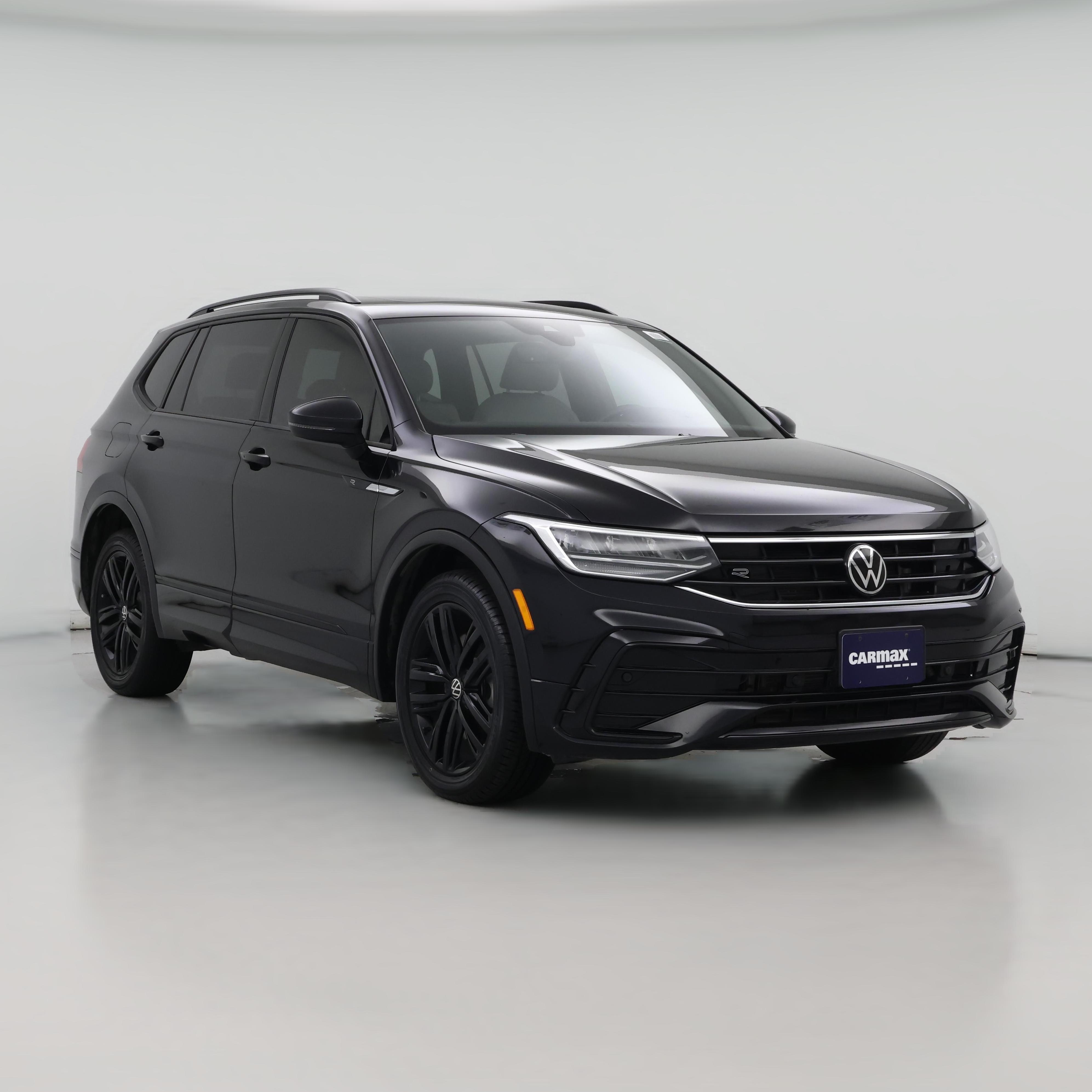 Thumbnail: 2022 Volkswagen Tiguan - 1