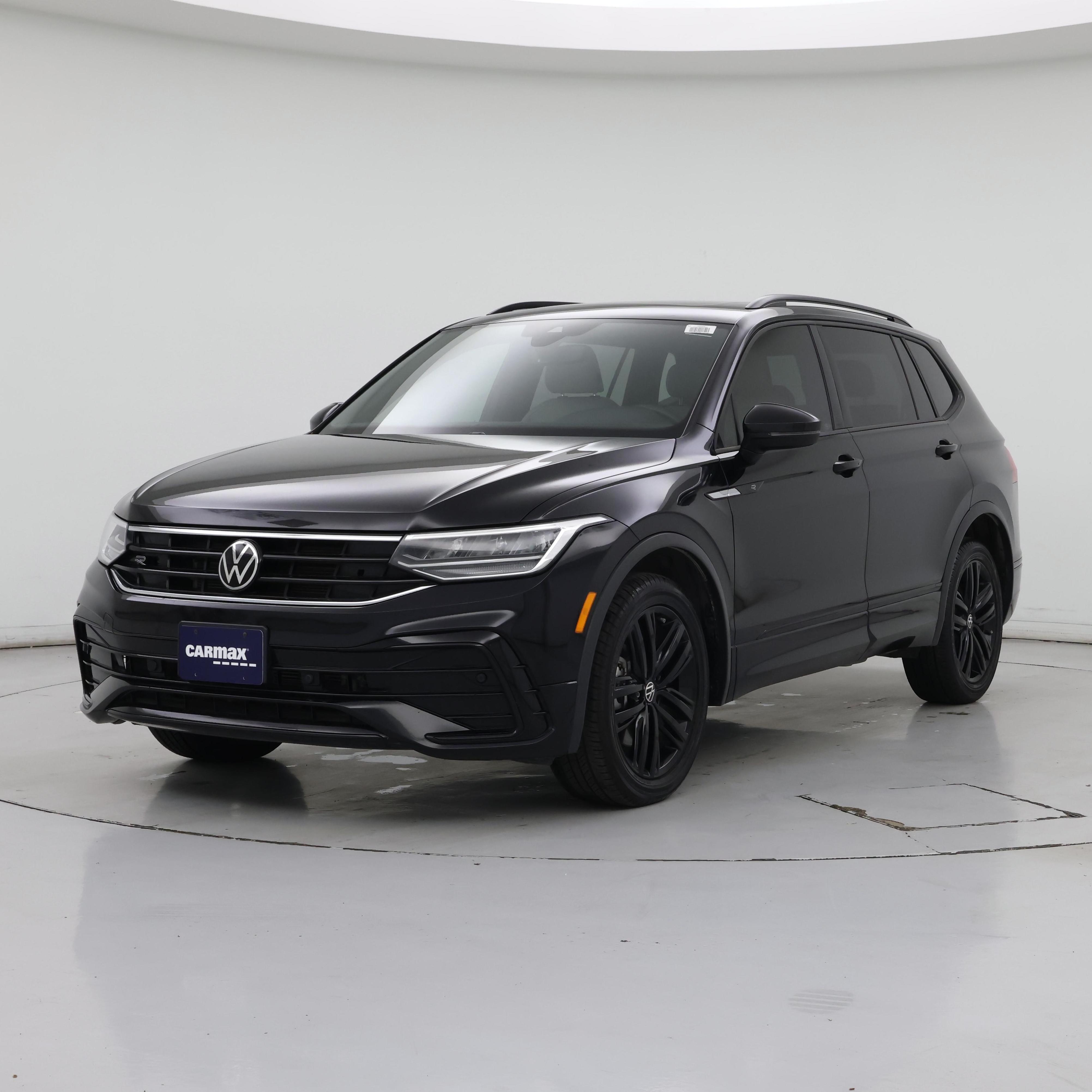 Thumbnail: 2022 Volkswagen Tiguan - 4