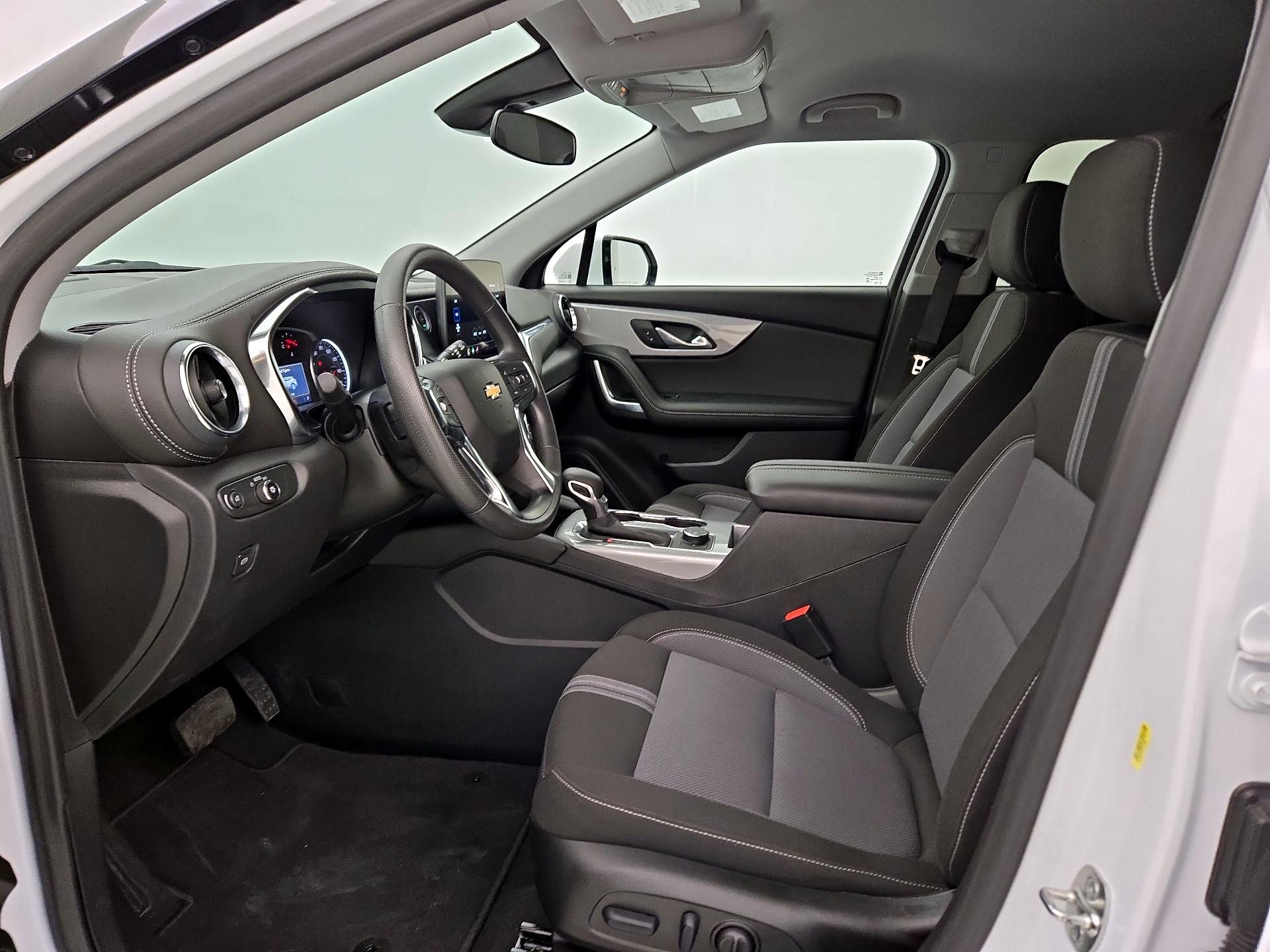 Thumbnail: 2025 Chevrolet Blazer - 11