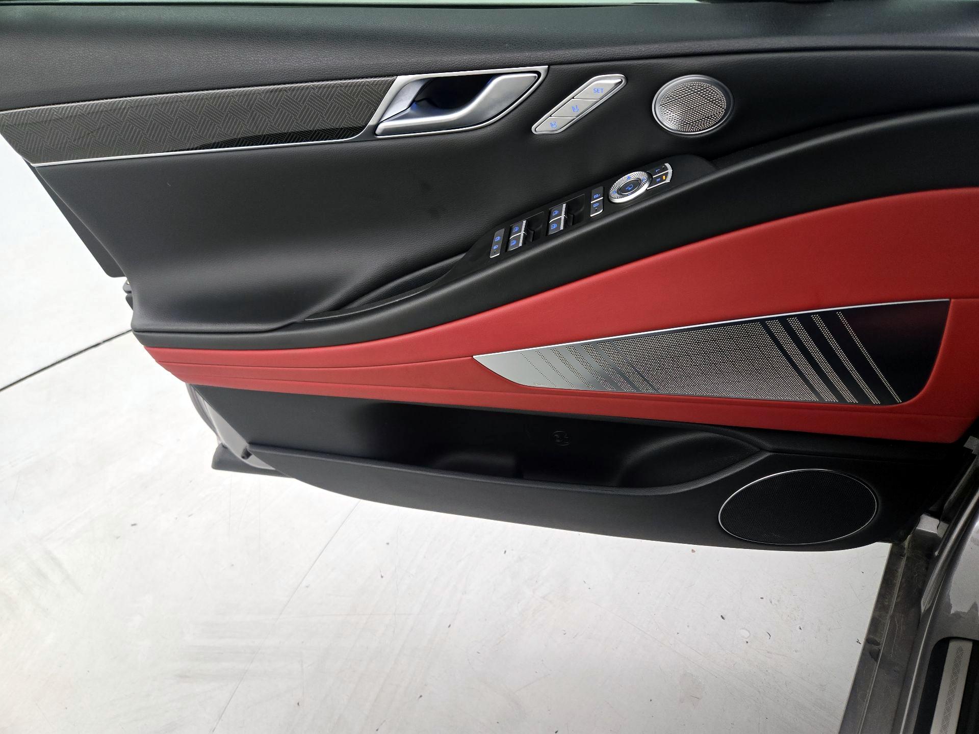 Thumbnail: 2023 Genesis G80 - 12