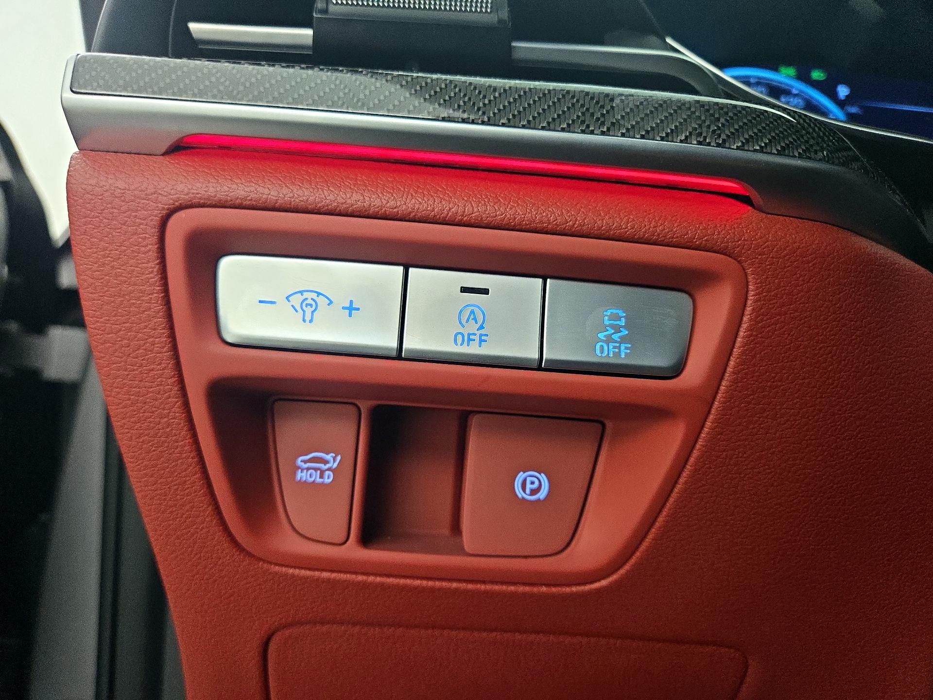 Thumbnail: 2023 Genesis G80 - 13