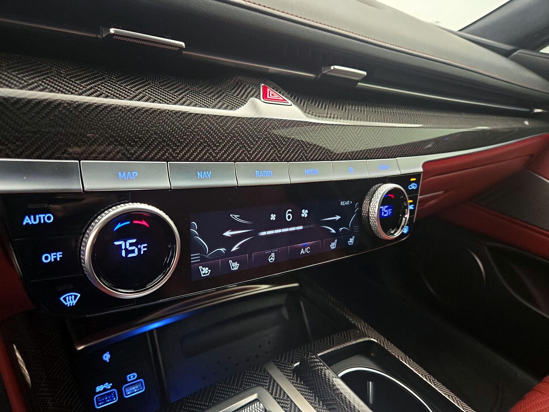 Thumbnail: 2023 Genesis G80 - 17